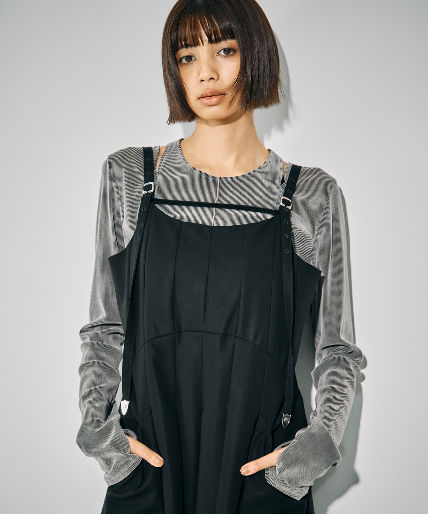 シェイプタックキャミワンピース