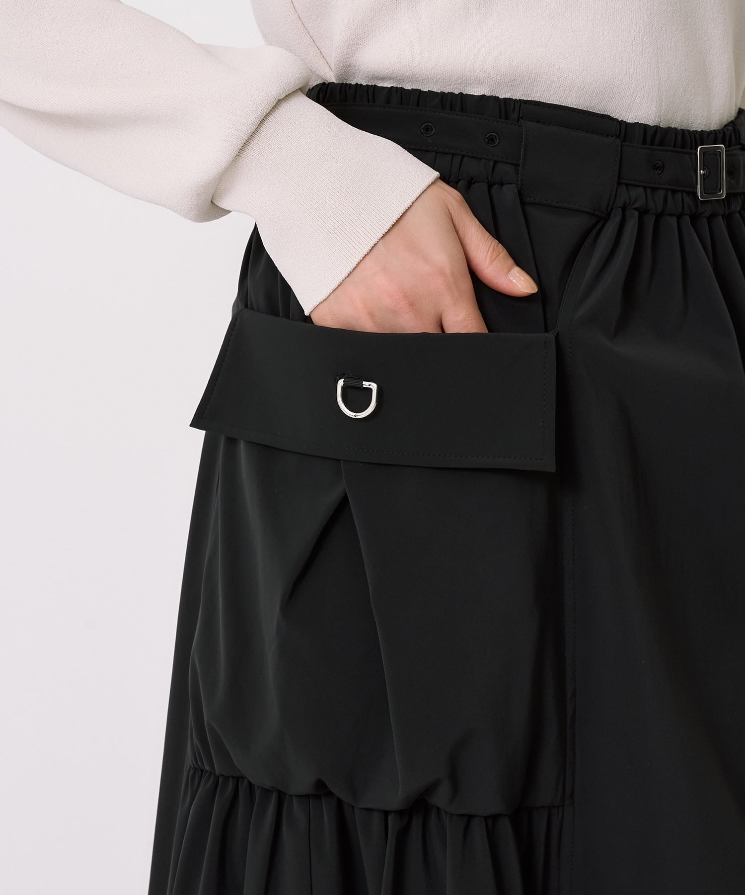 ドロストバルーンスカート