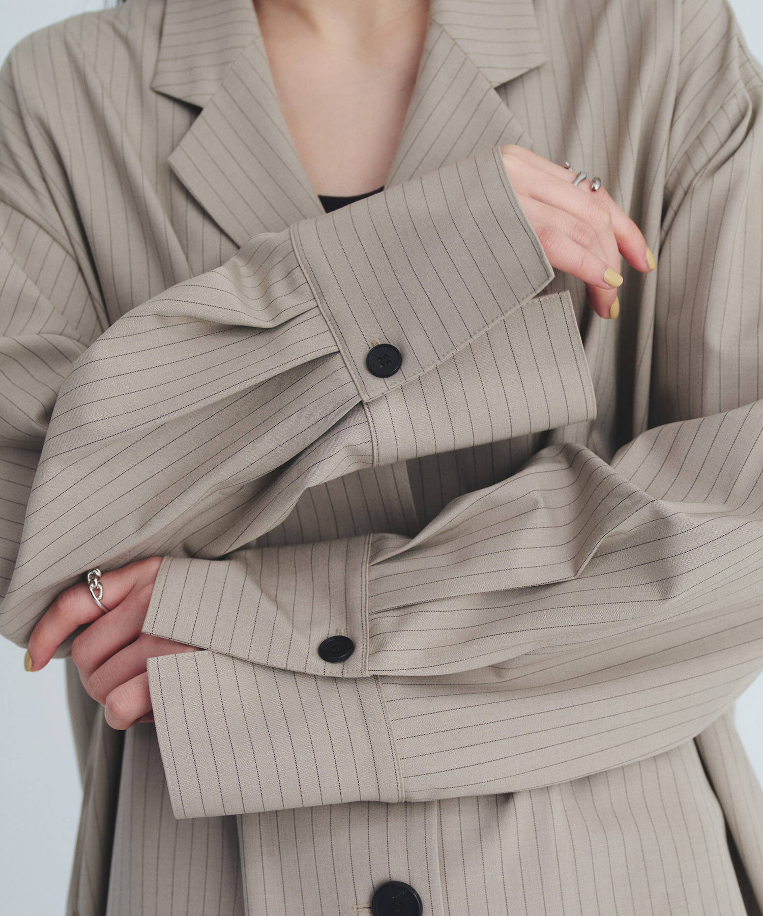 レイヤードテーラーカラーシャツ