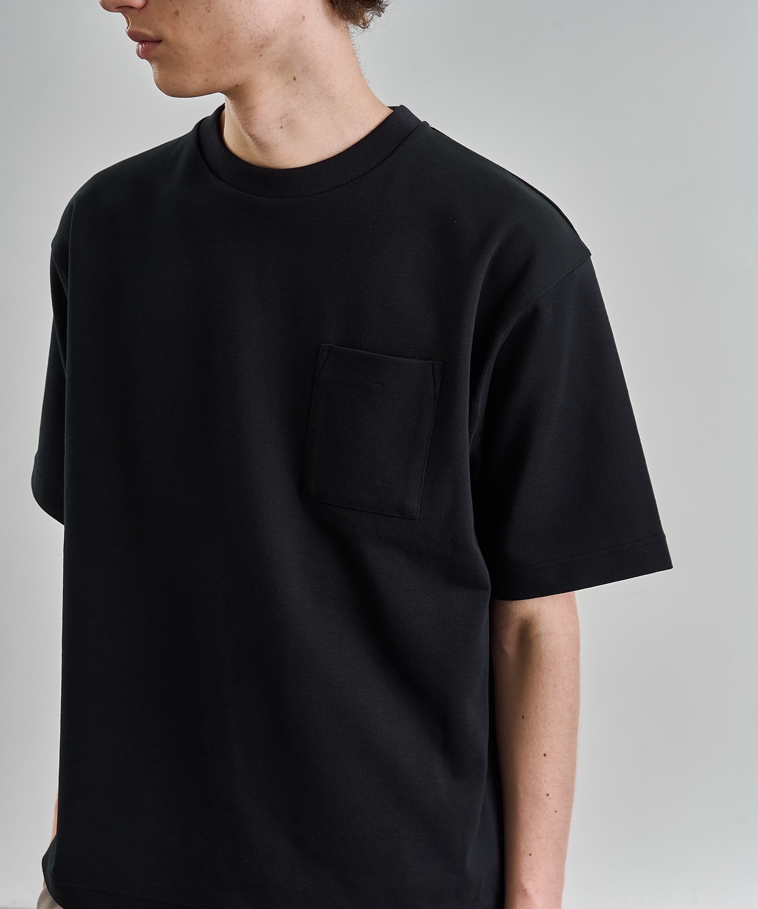 アウトラスト ポケット Tシャツ