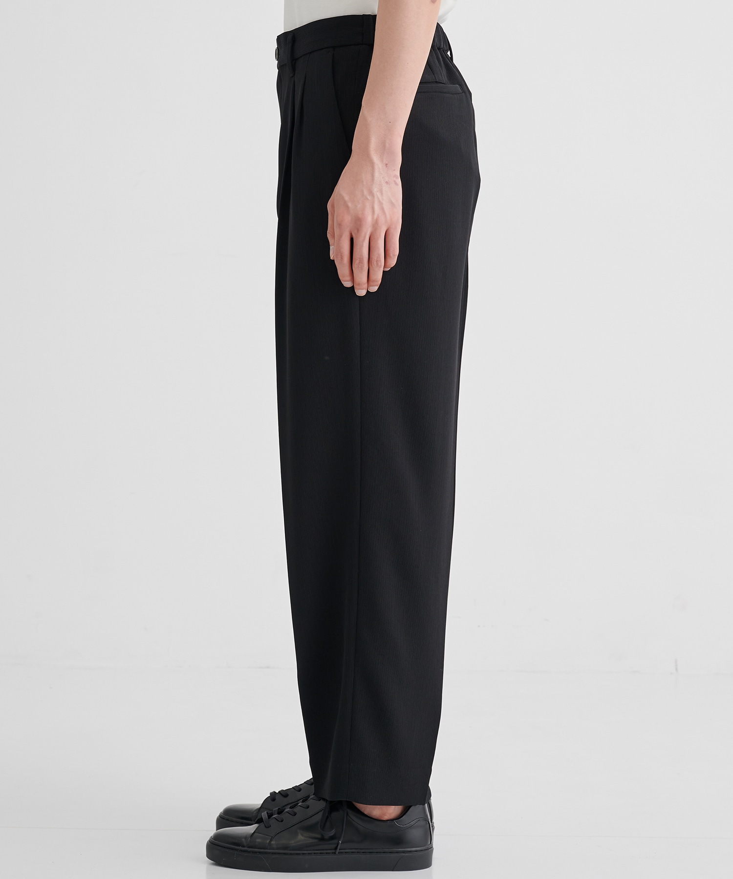 COLD DRY PLEATS 2タックイージーパンツ