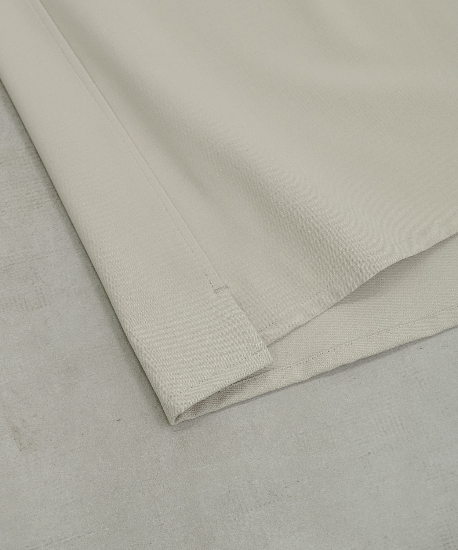 〈新発売〉アウトラストロングスリーブシャツ