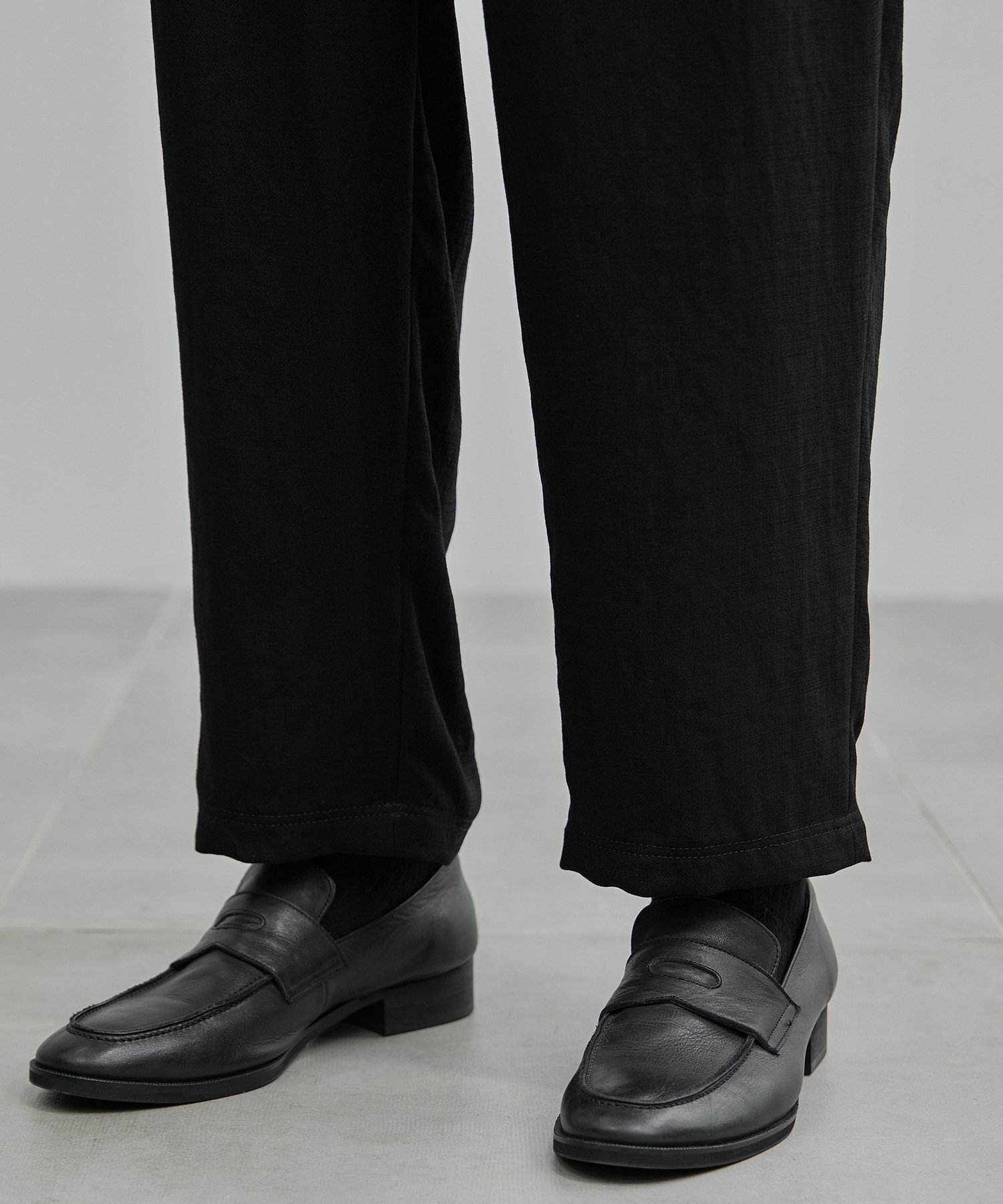 【美品】BRIEFING【SHADOWCOLLECTION】スリムイージーパンツ 新発売〉MODERN SILK LINEN イージーパンツ(1 BLACK): : メンズ