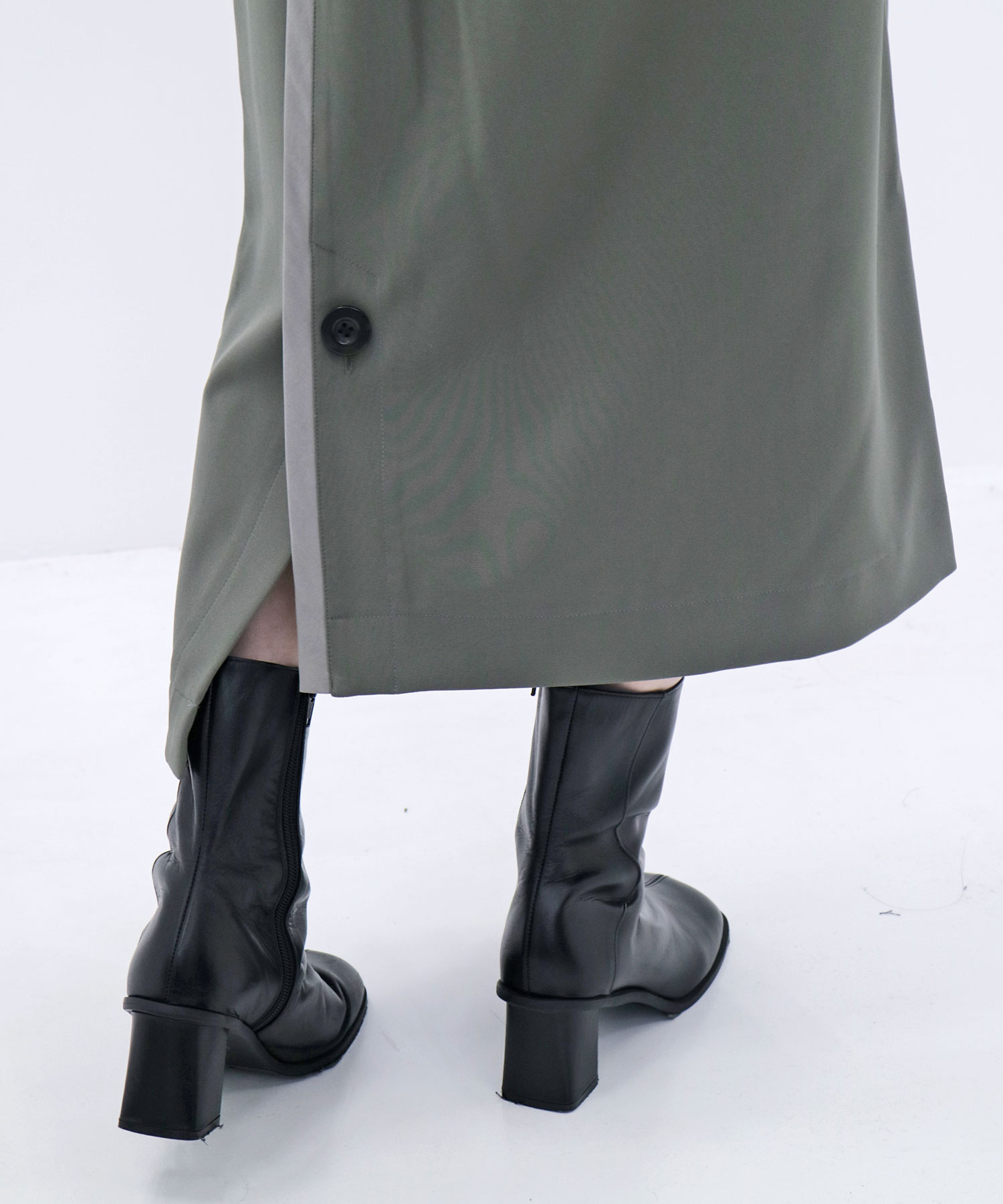 アシメパネルレイヤースカート