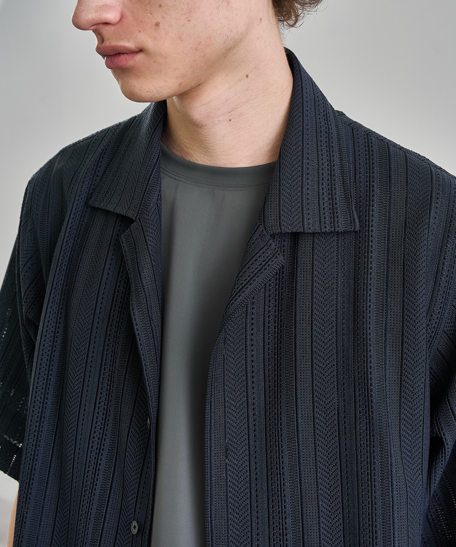 〈WEB限定｜先行予約〉ラッセルレースシアーシャツ