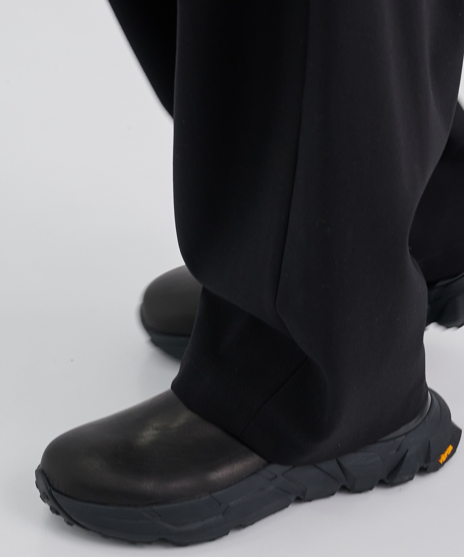 LEATHER Vibram SIDE GORE BOOTS