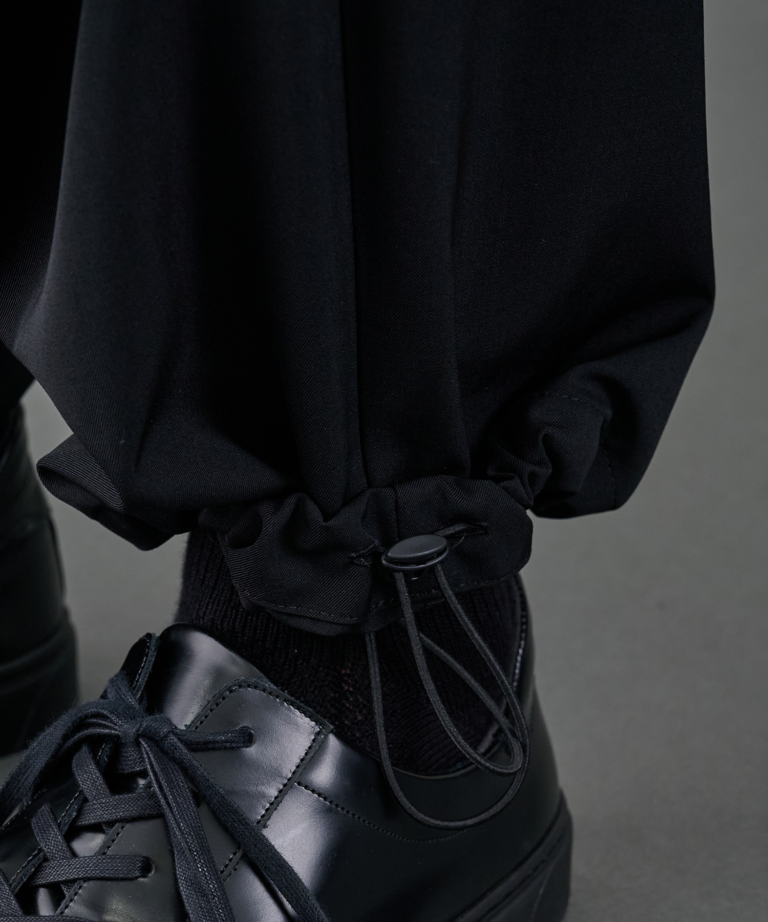 CLEAR WOOL パラシュートパンツ