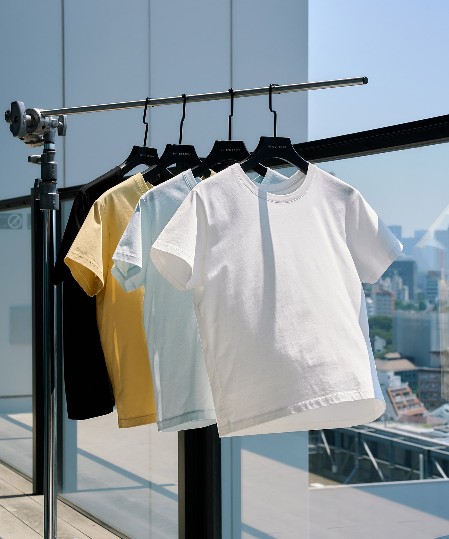 スリーククルーTEE