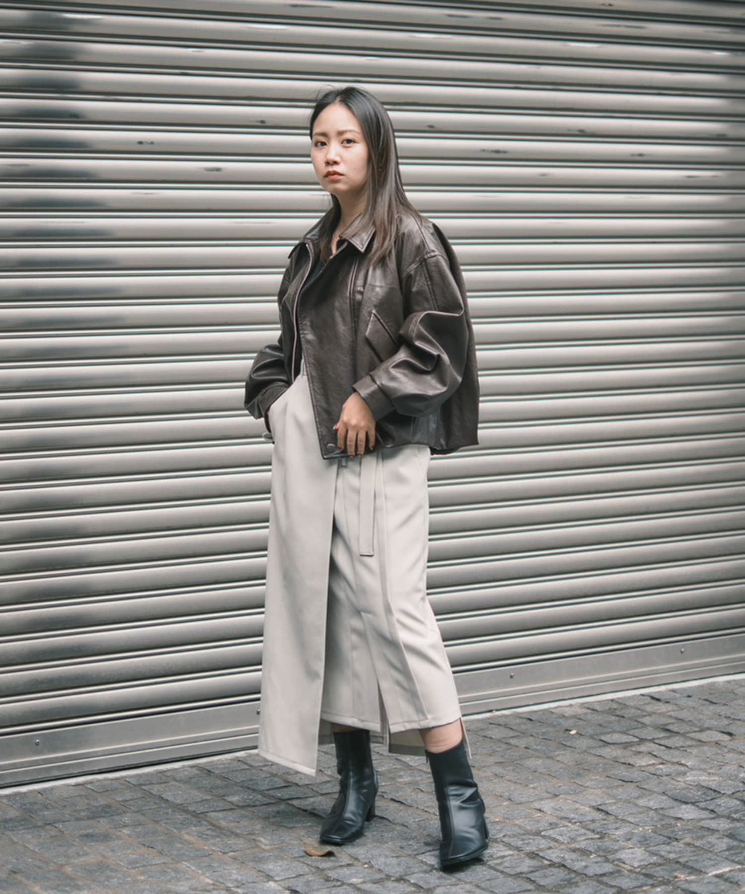 コクーンレザーボンバージャケット