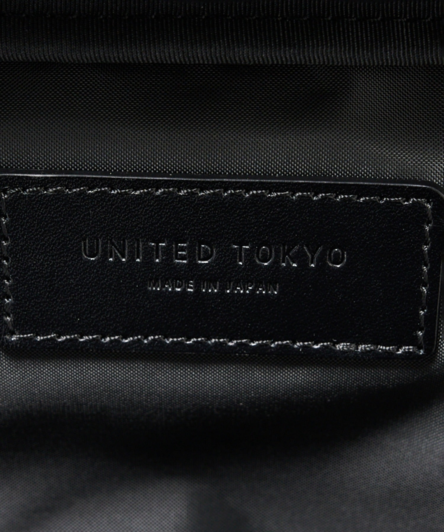 CF レザースマートバックパック