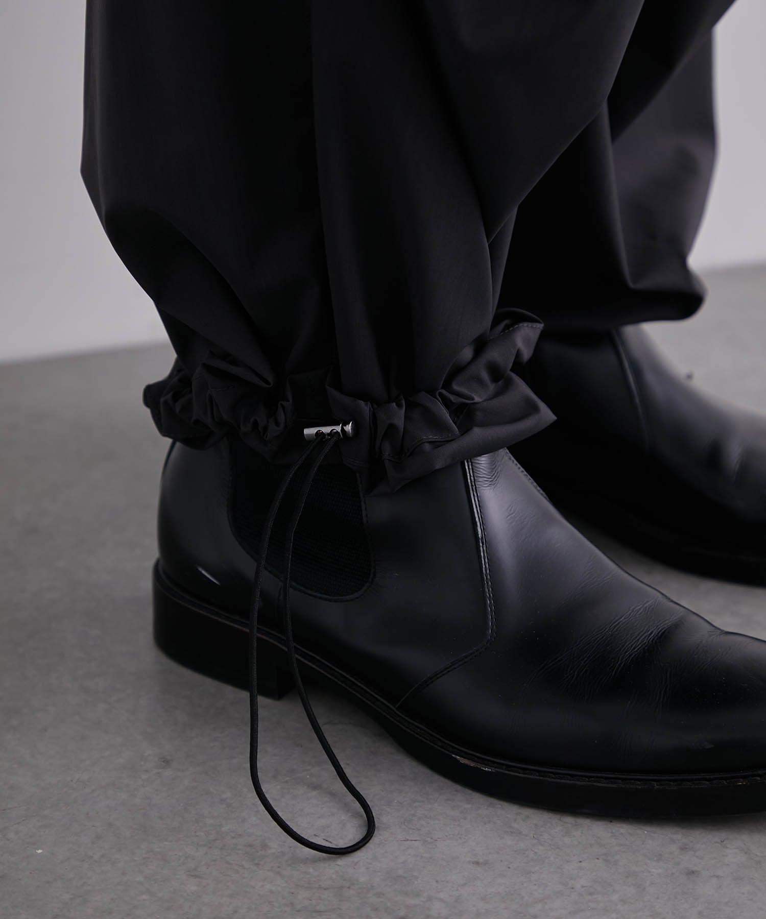 HIGH-SPEC WOOL カーゴパンツ