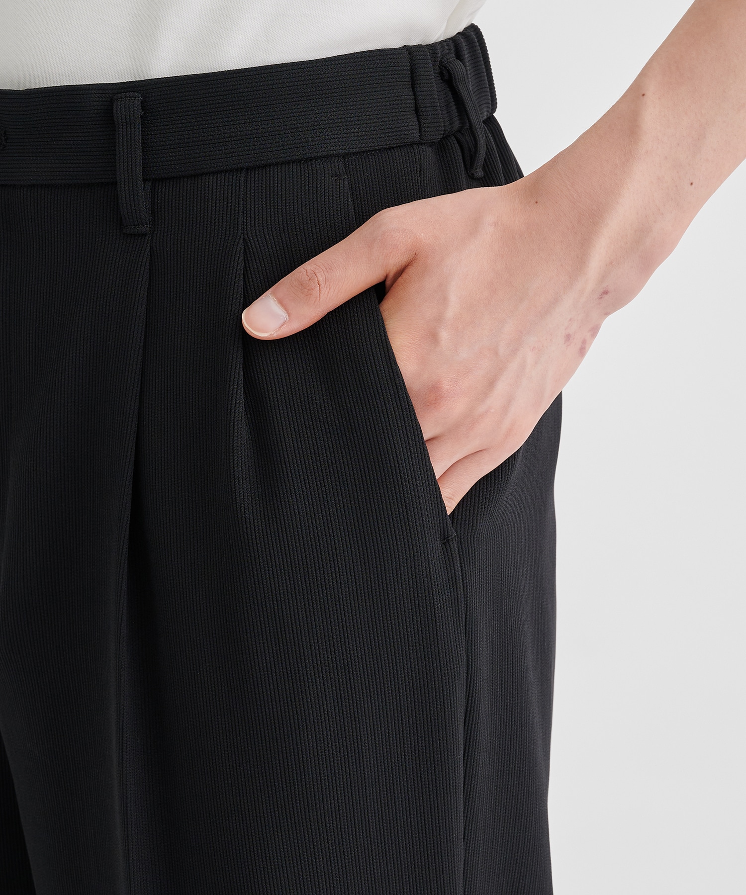 COLD DRY PLEATS 2タックイージーパンツ