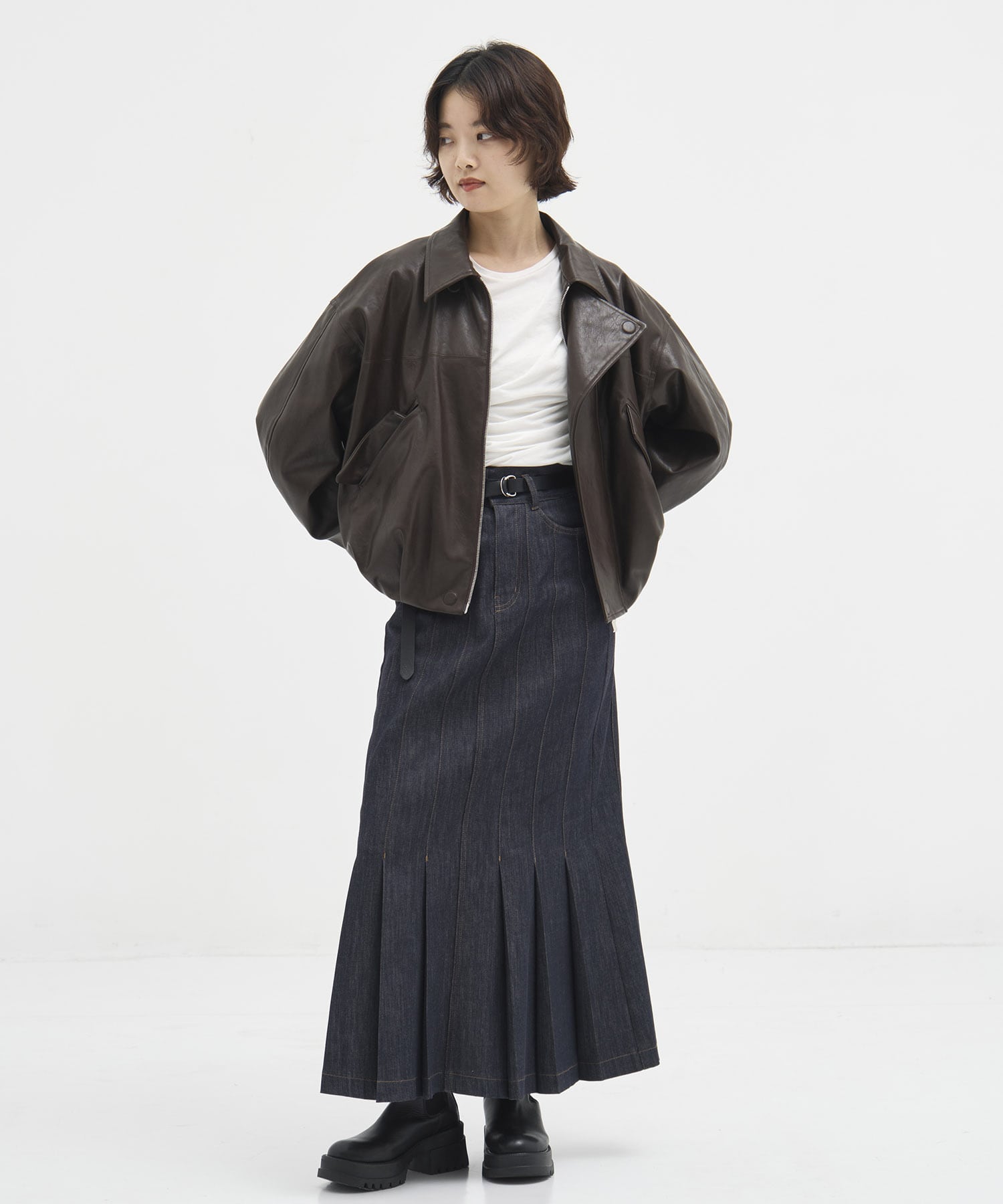 コクーンレザーボンバージャケット