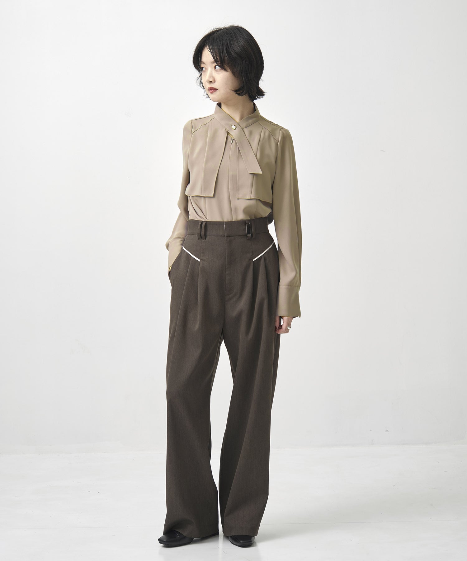 プレートループパンツ