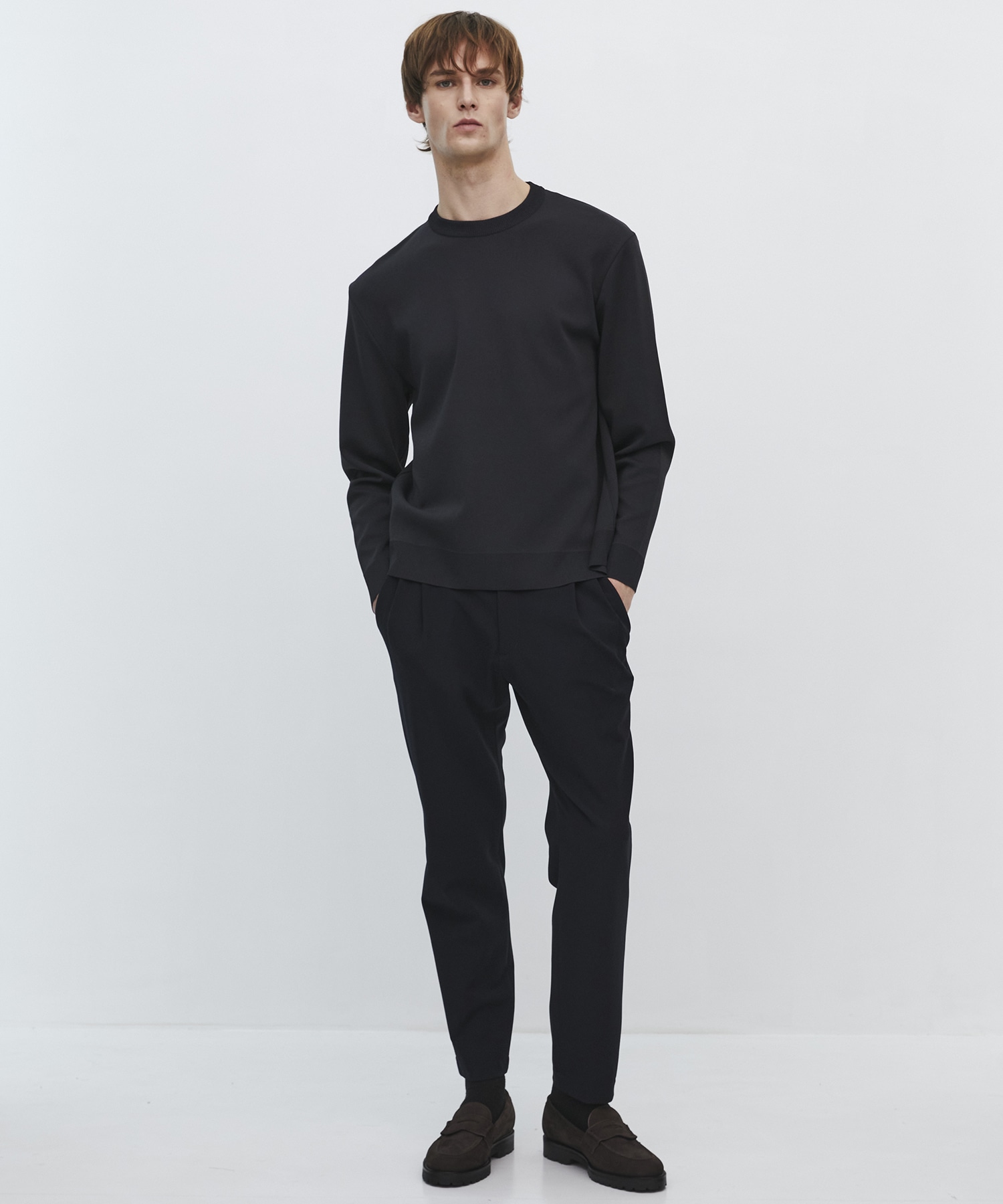 〈2026SS〉18G サーブルストレッチクルーネックニット