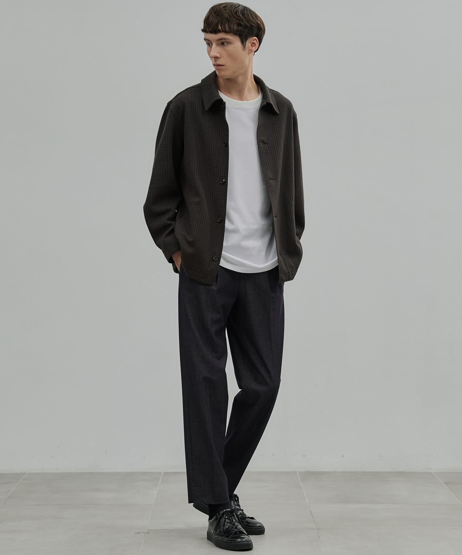 アウトラストデニム キープクリース ストレートパンツ