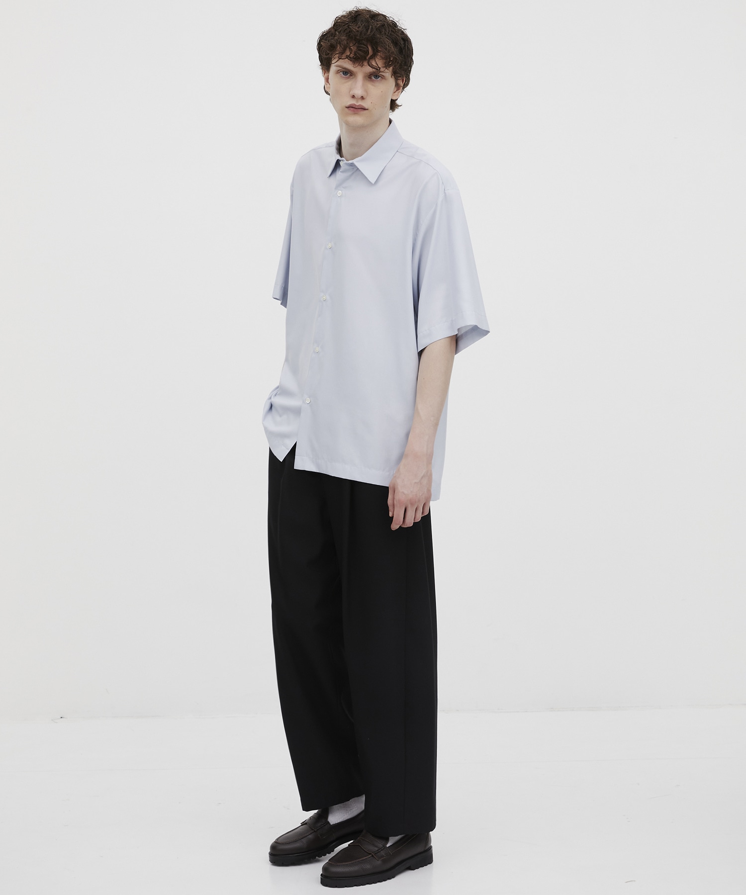 ハイツイスト バレルチノパンツ