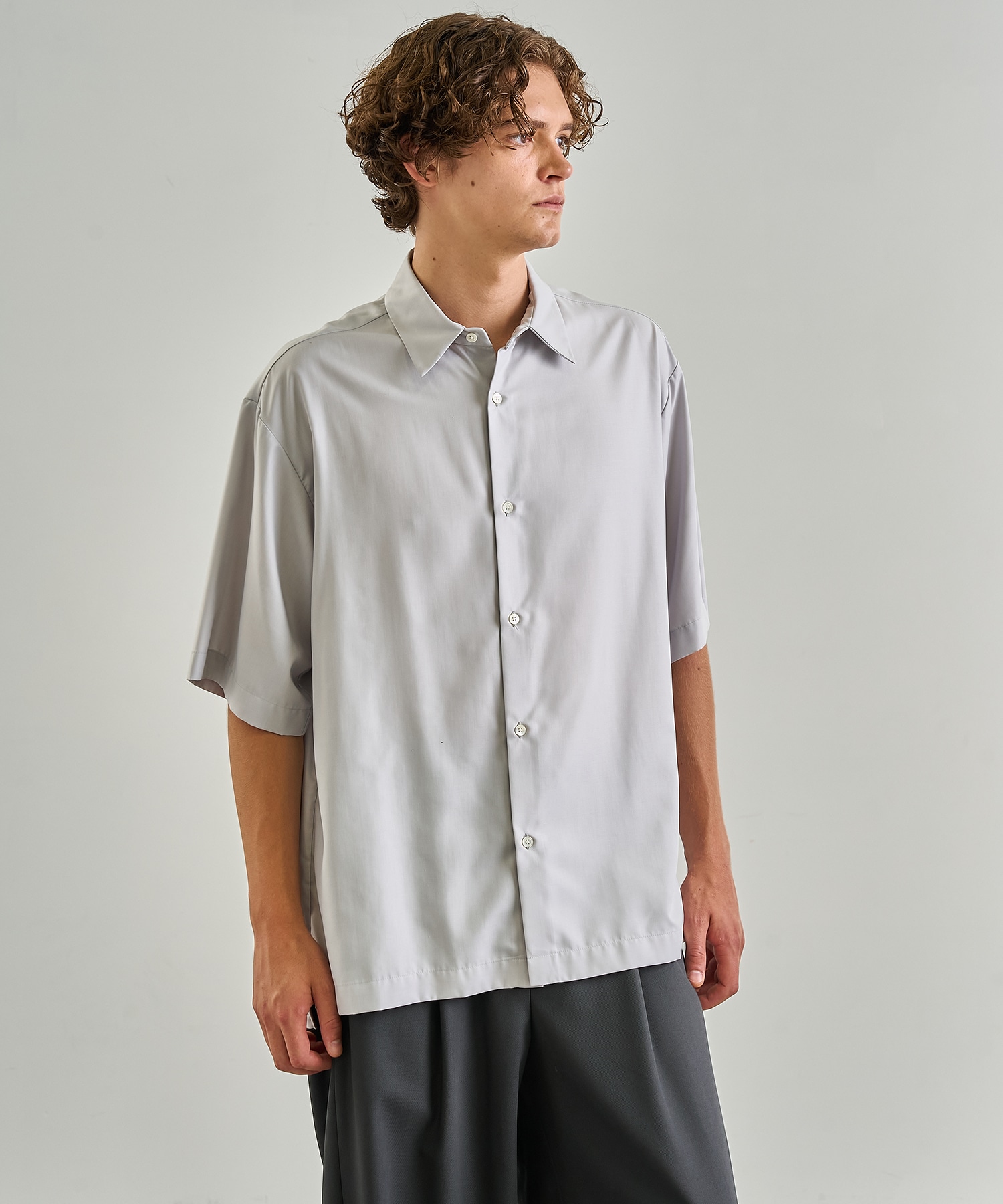 〈一部店舗限定〉DRY RAYON  ショートスリーブシャツ