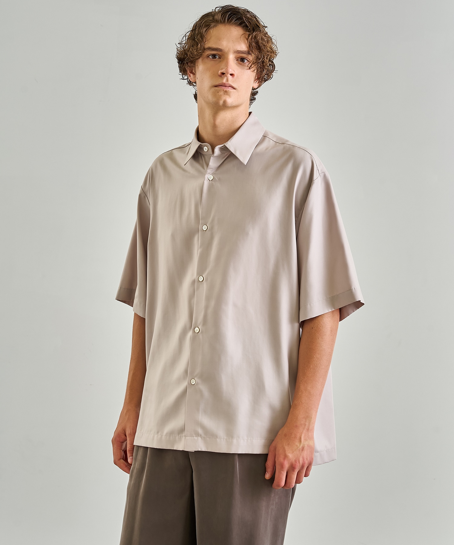 〈一部店舗限定〉DRY RAYON  ショートスリーブシャツ