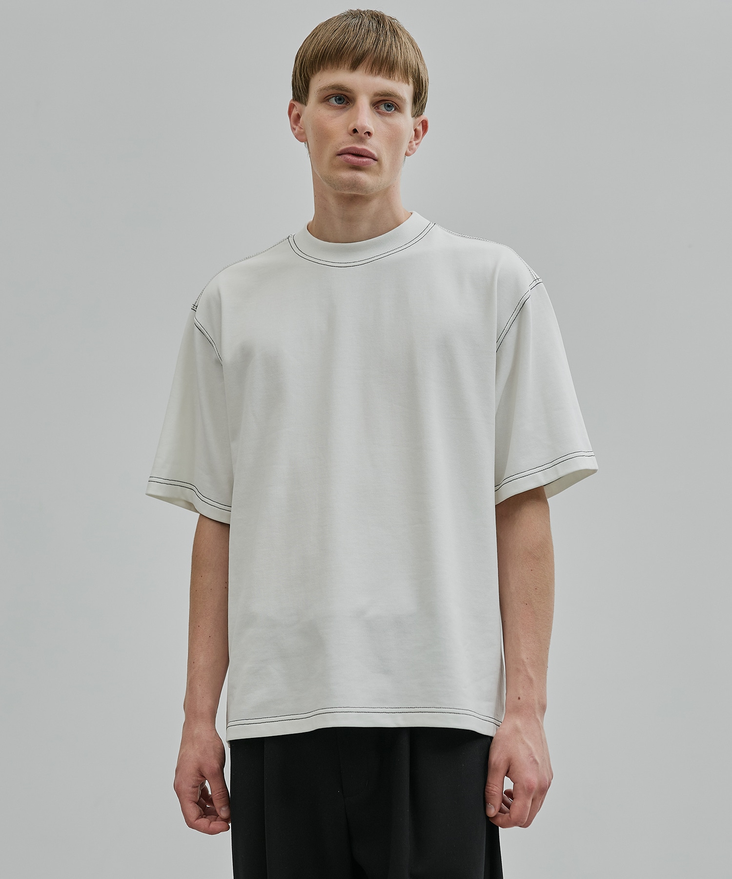 コントラストステッチドッキングTシャツ