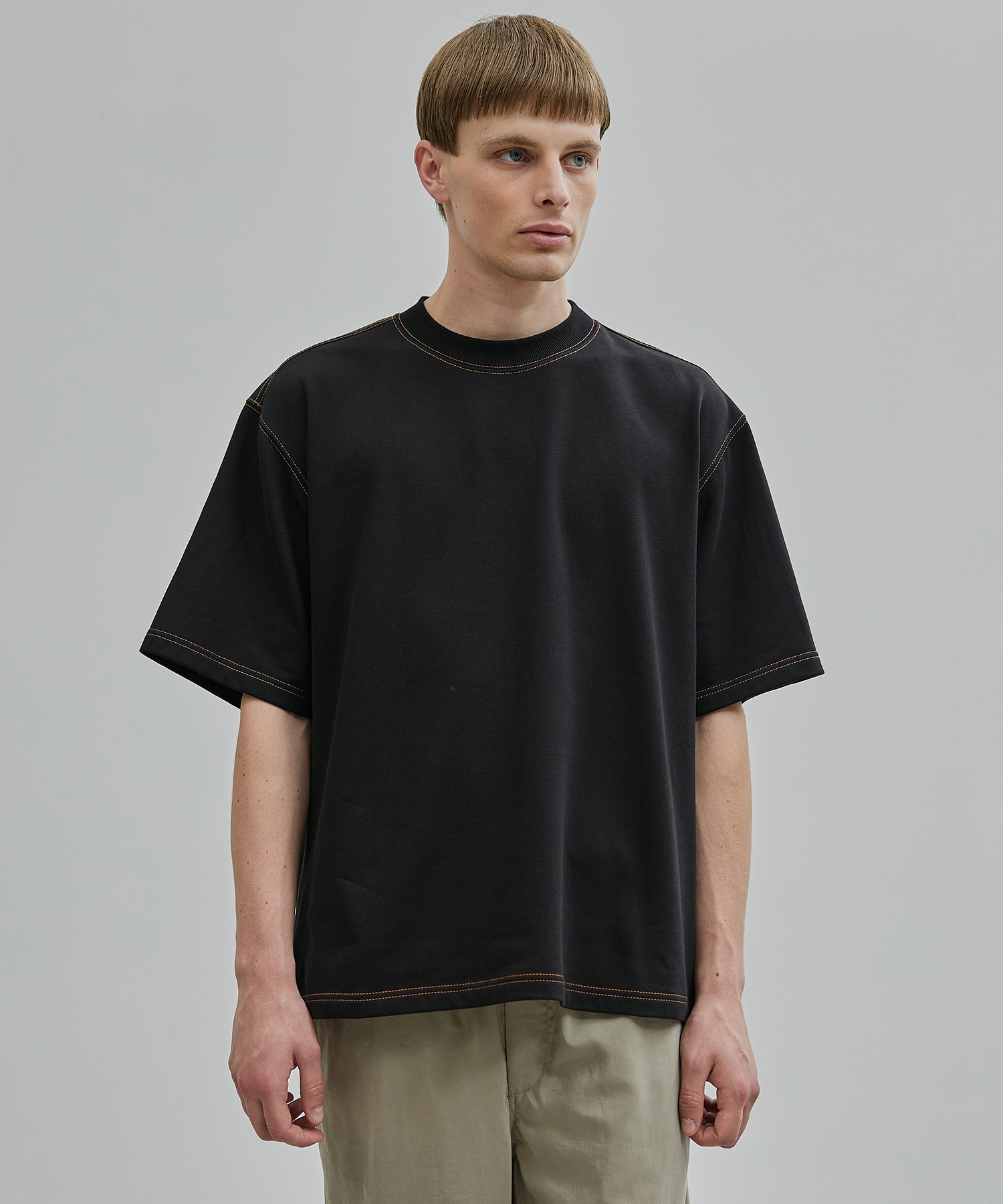 コントラストステッチドッキングTシャツ