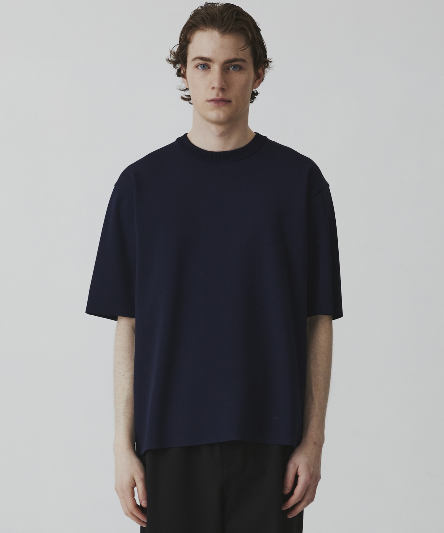 〈WEB限定｜先行予約〉18G サーブルストレッチクルーネックニットTEE