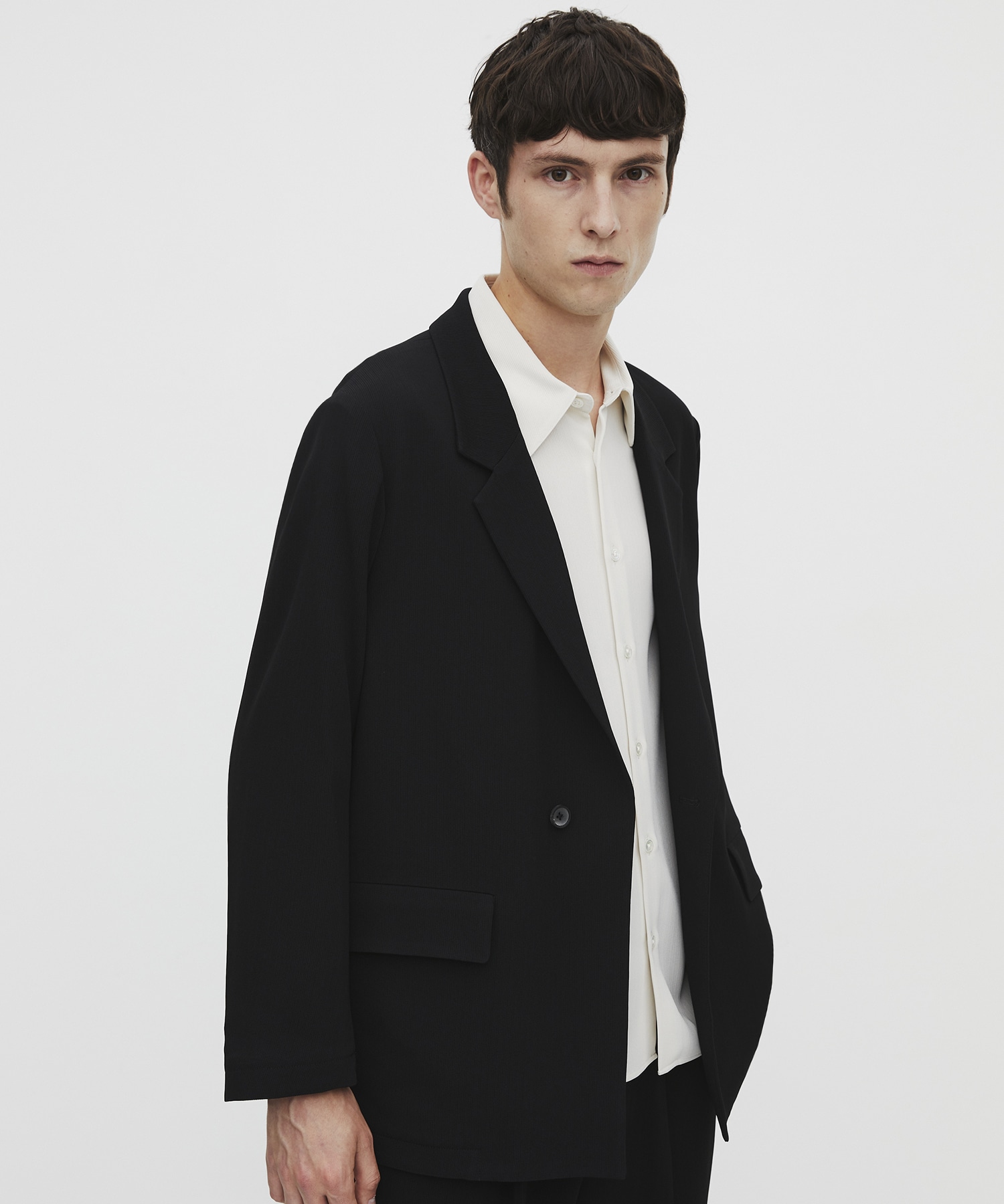 〈残りわずか｜再入荷なし〉COLD DRY PLEATS リラックスジャケット