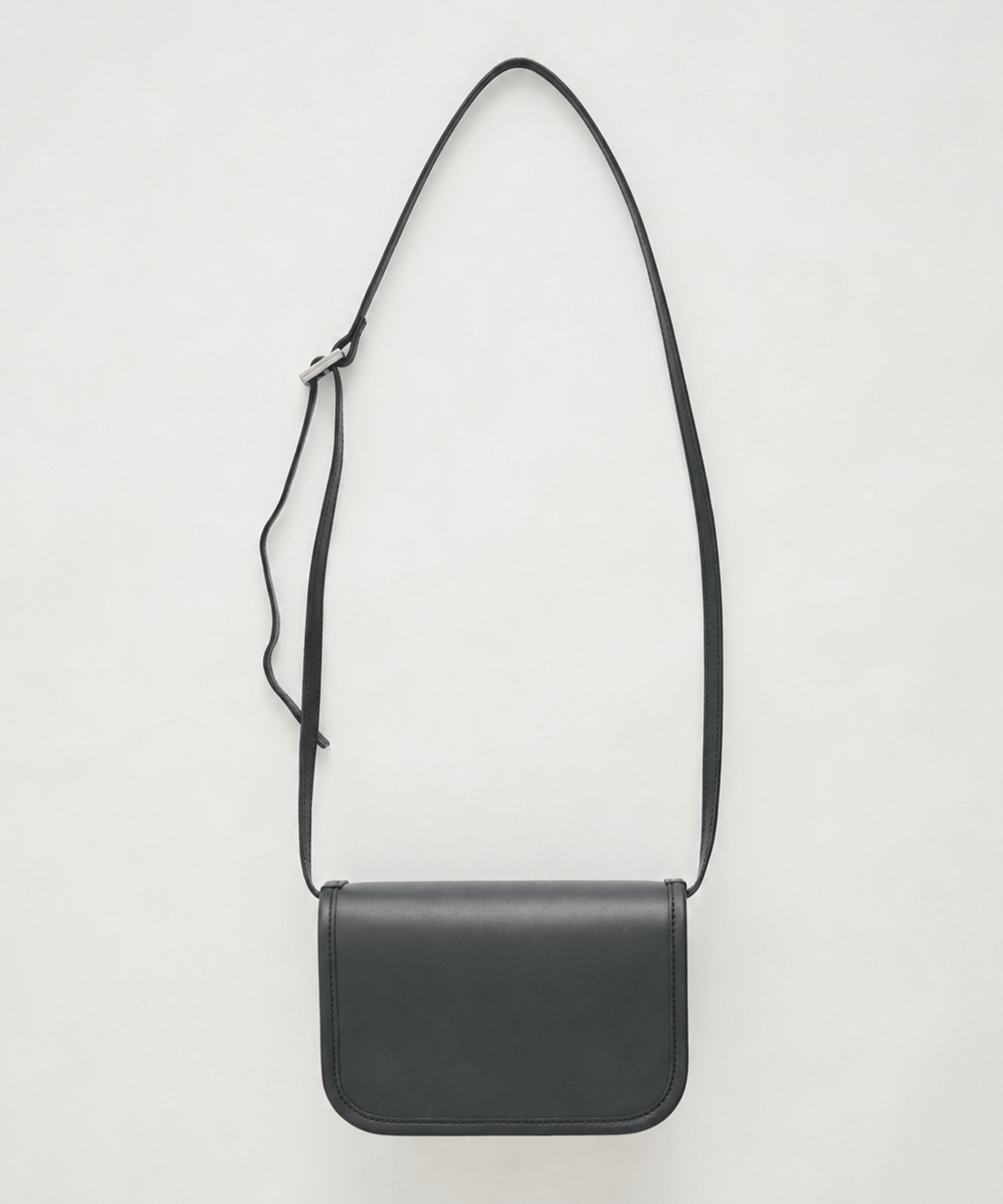 ×ITTI LEATHER WIDE POUCH