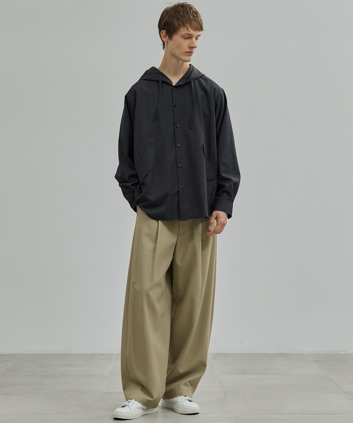 ハイツイスト バレルチノパンツ