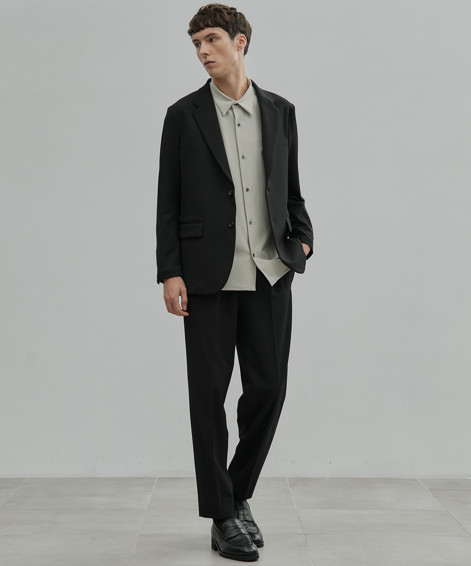 アウトラストロングスリーブシャツ