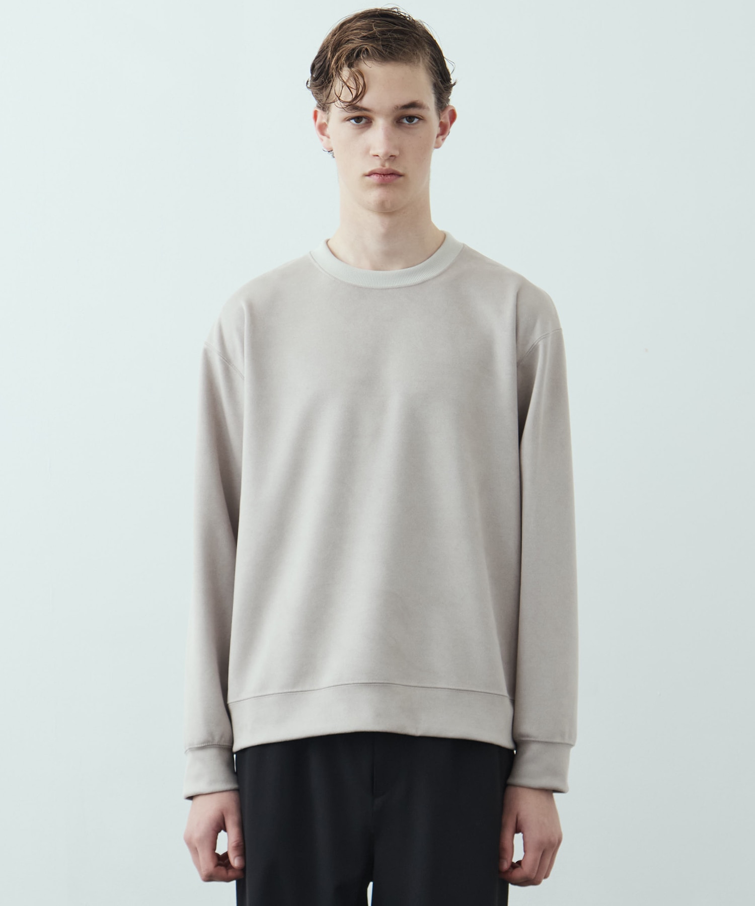 〈残りわずか〉MICRO SUEDE クルーネックプルオーバー