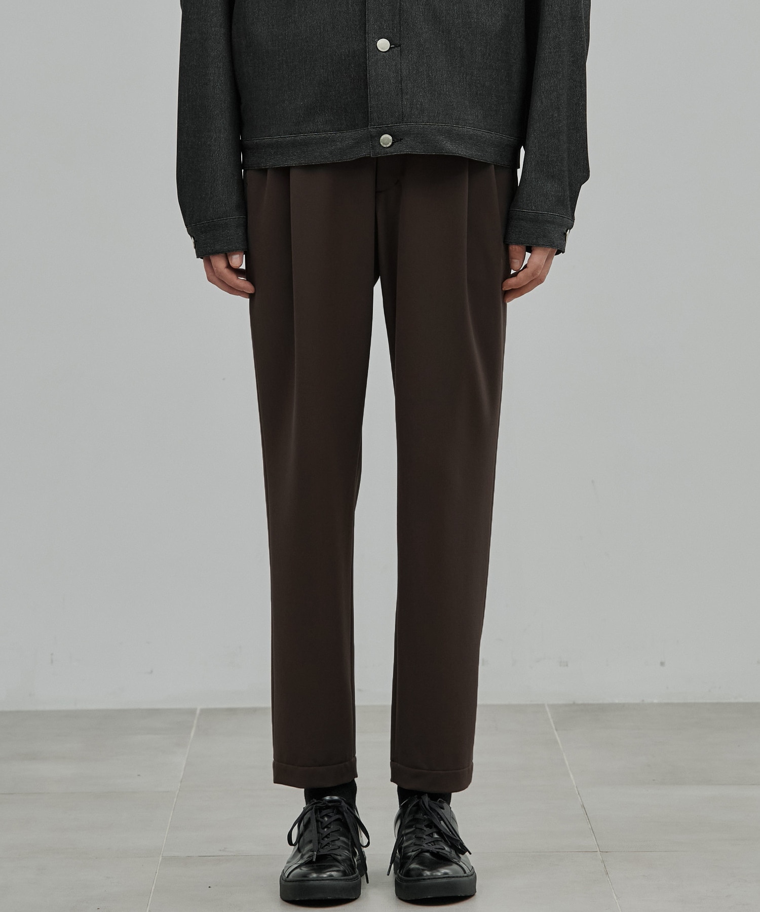 〈新色〉アウトラスト 2タックスラックス