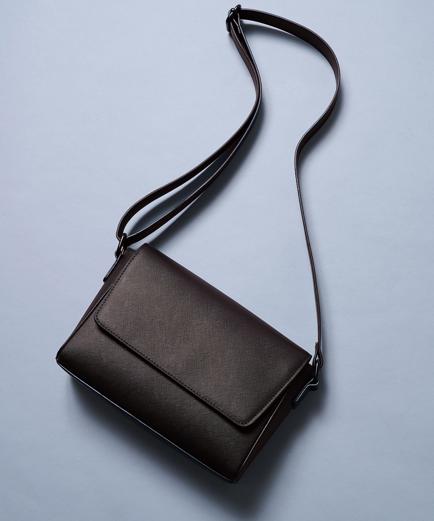〈新色｜限定11着〉Saffiano Leather Shoulder Bag