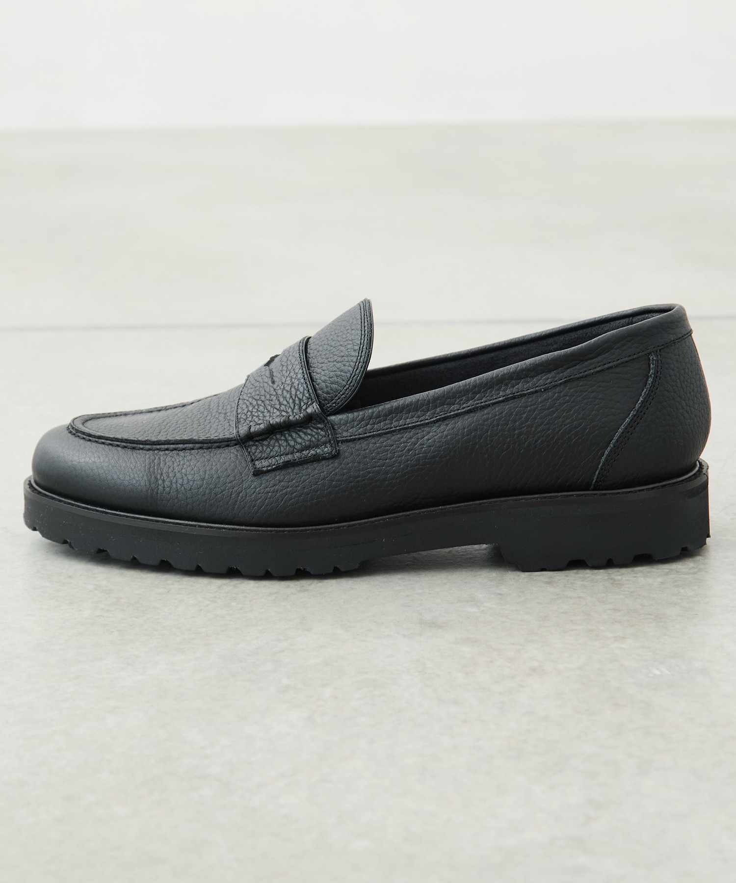 Vibram  LEATHER LOAFER