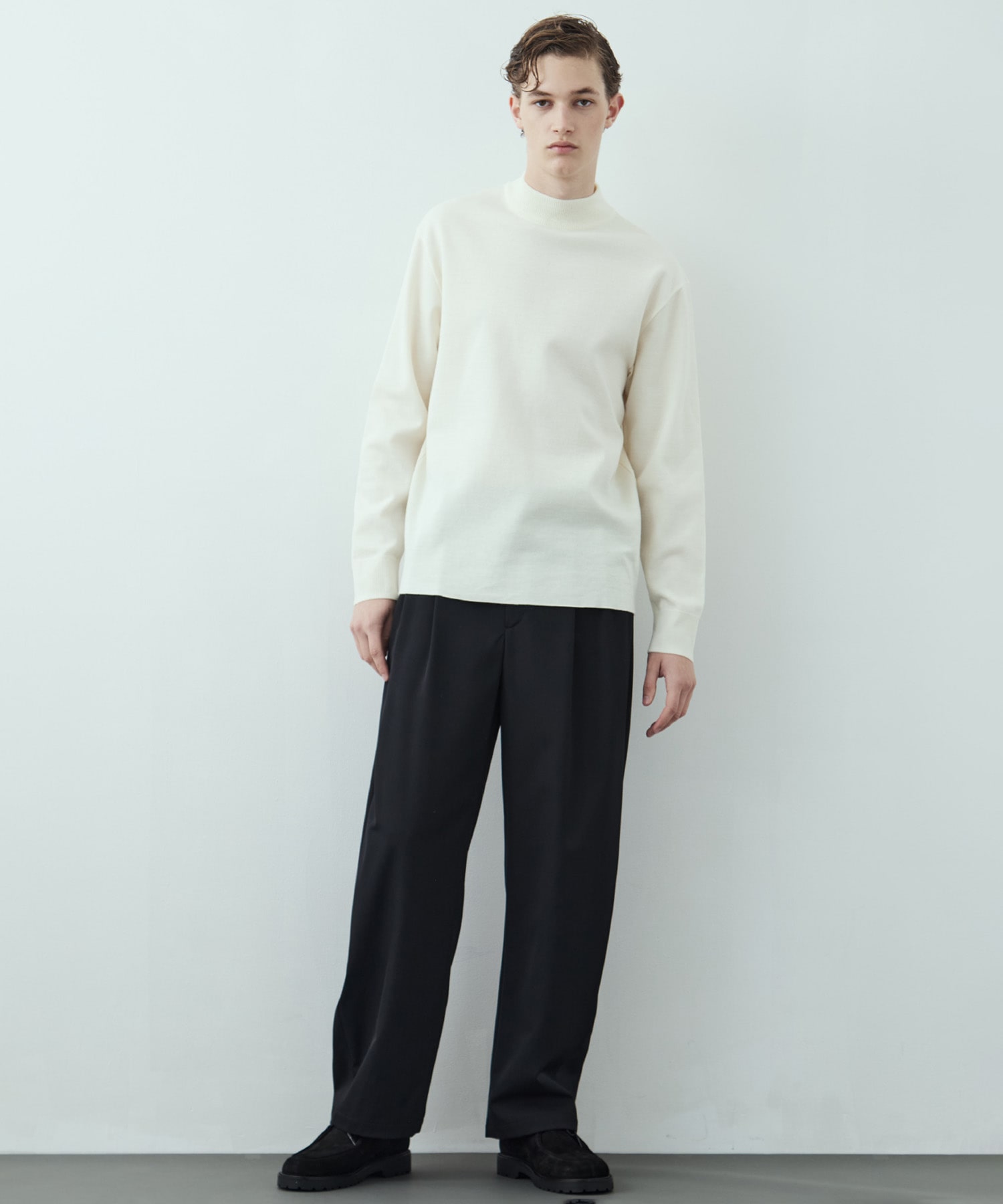 18Gウールミラノリブモックネックニット