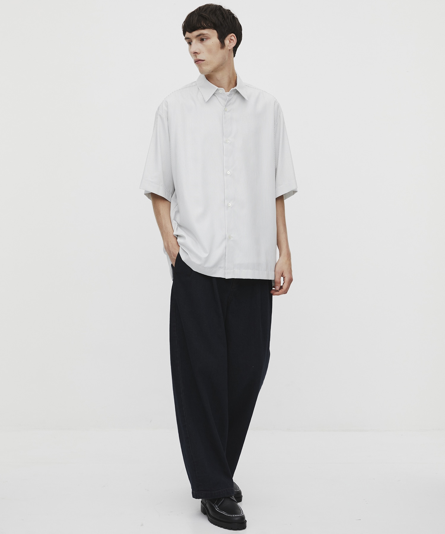〈WEB限定〉DRY RAYON ストライプショートスリーブシャツ