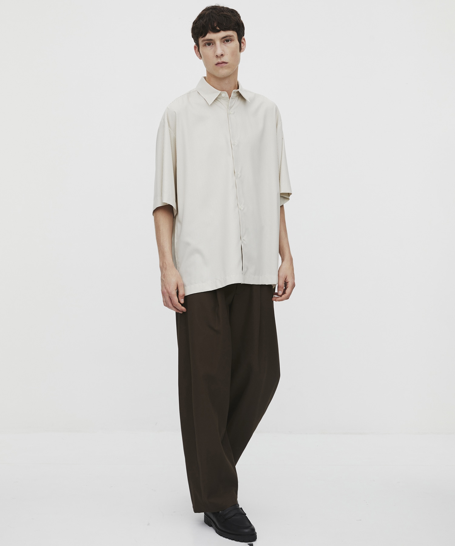 〈WEB限定〉DRY RAYON ストライプショートスリーブシャツ