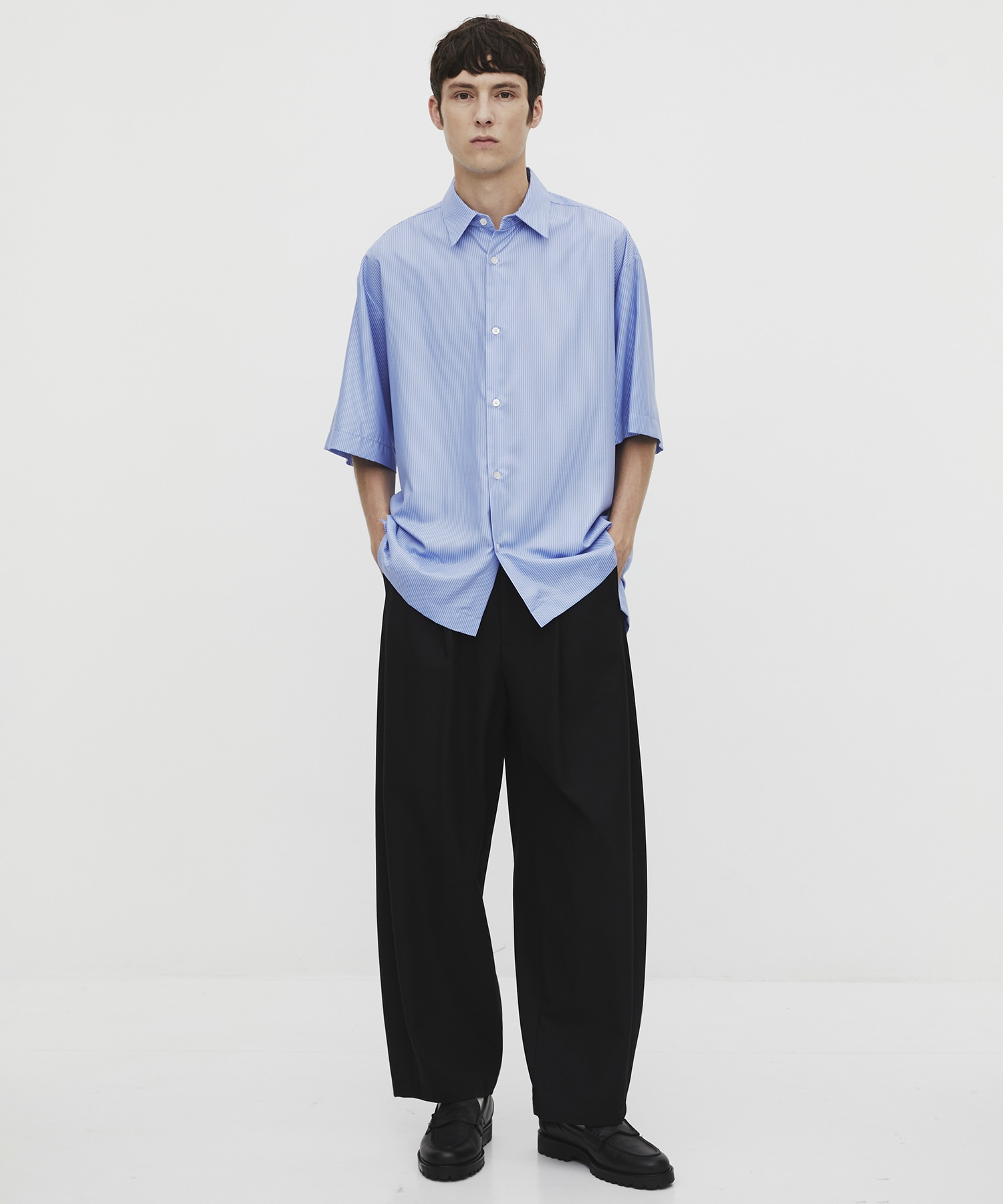 〈WEB限定｜先行予約〉DRY RAYON ストライプショートスリーブシャツ