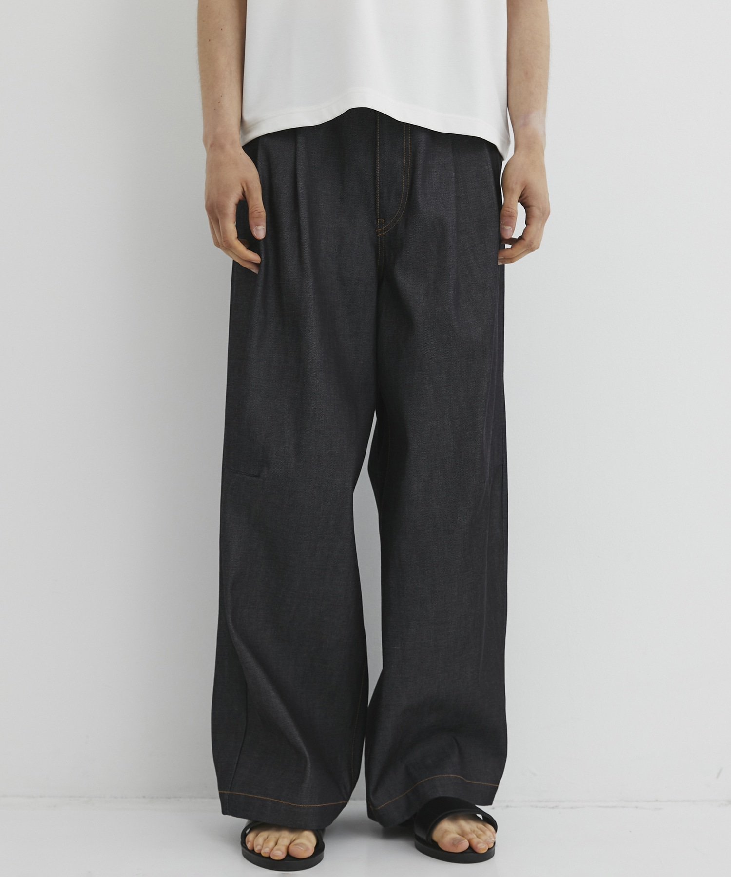 SUPIMA DENIM バギーパンツ