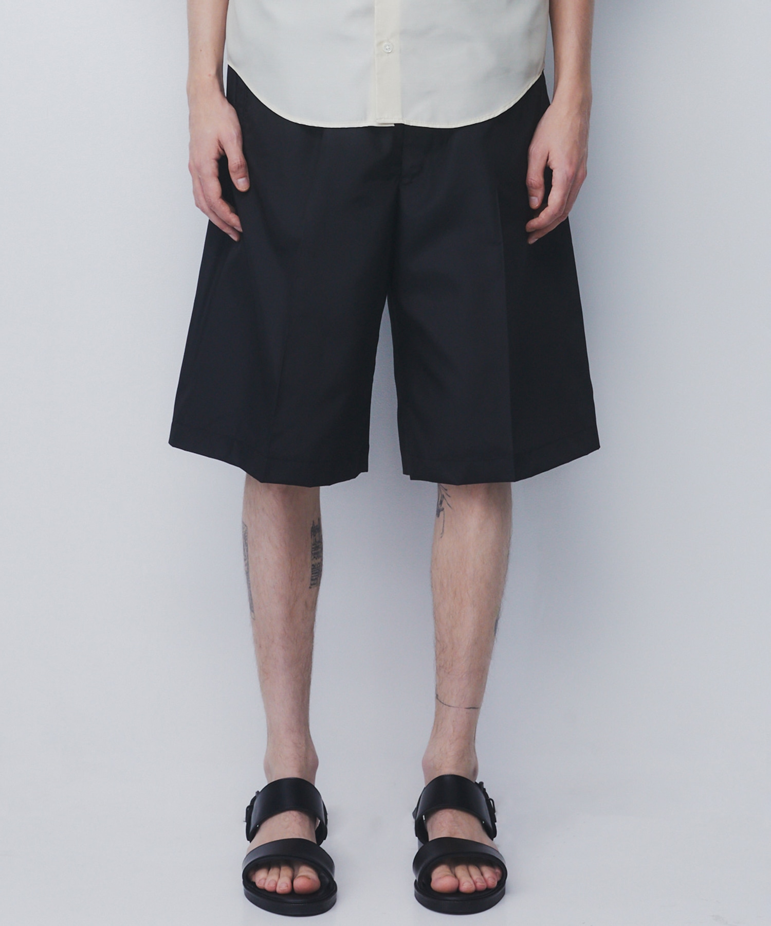 DRY SILK TAFFETA SEAMLESS SHORTS