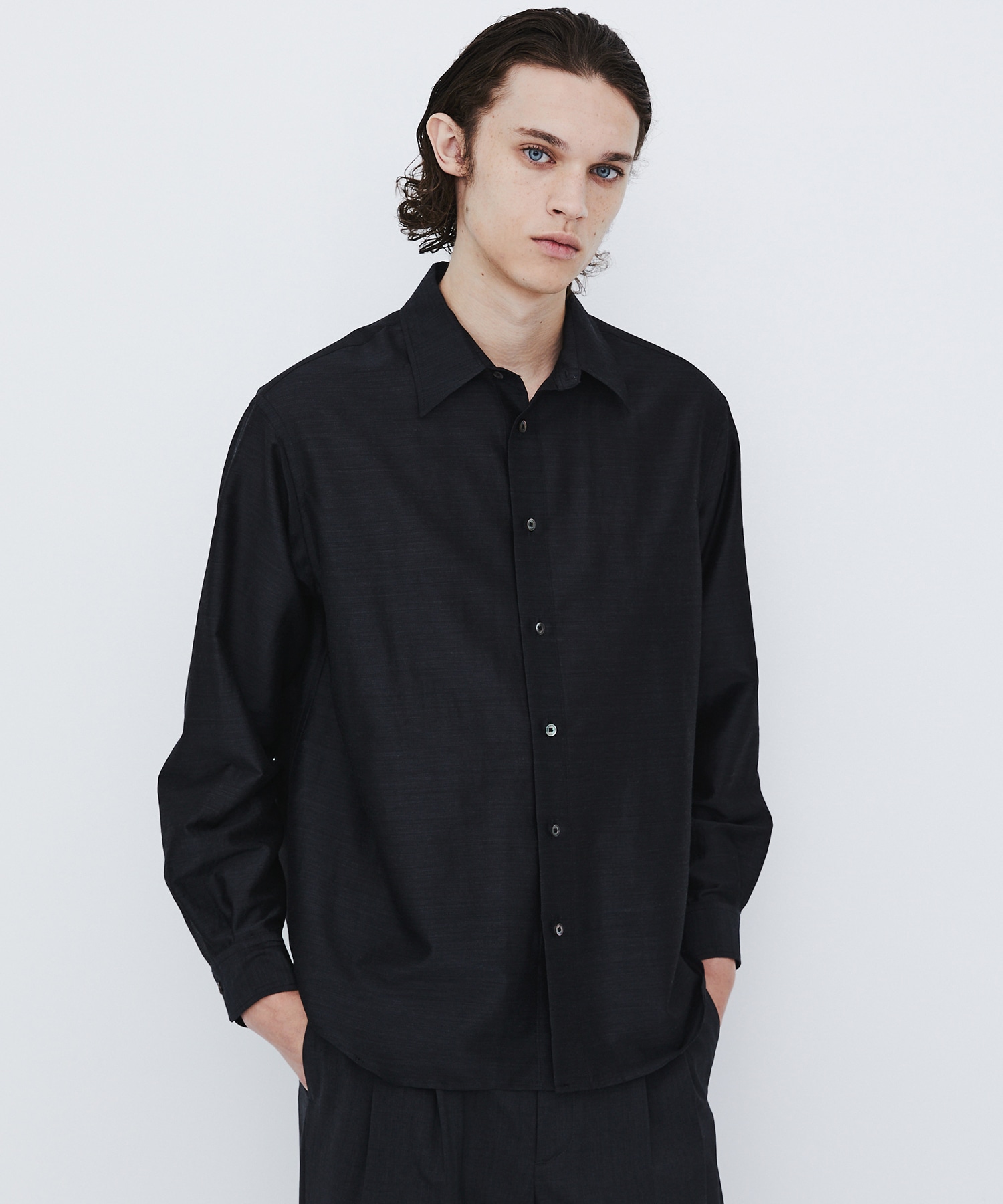 〈数量限定〉WOOL SILK RELAX SHIRT