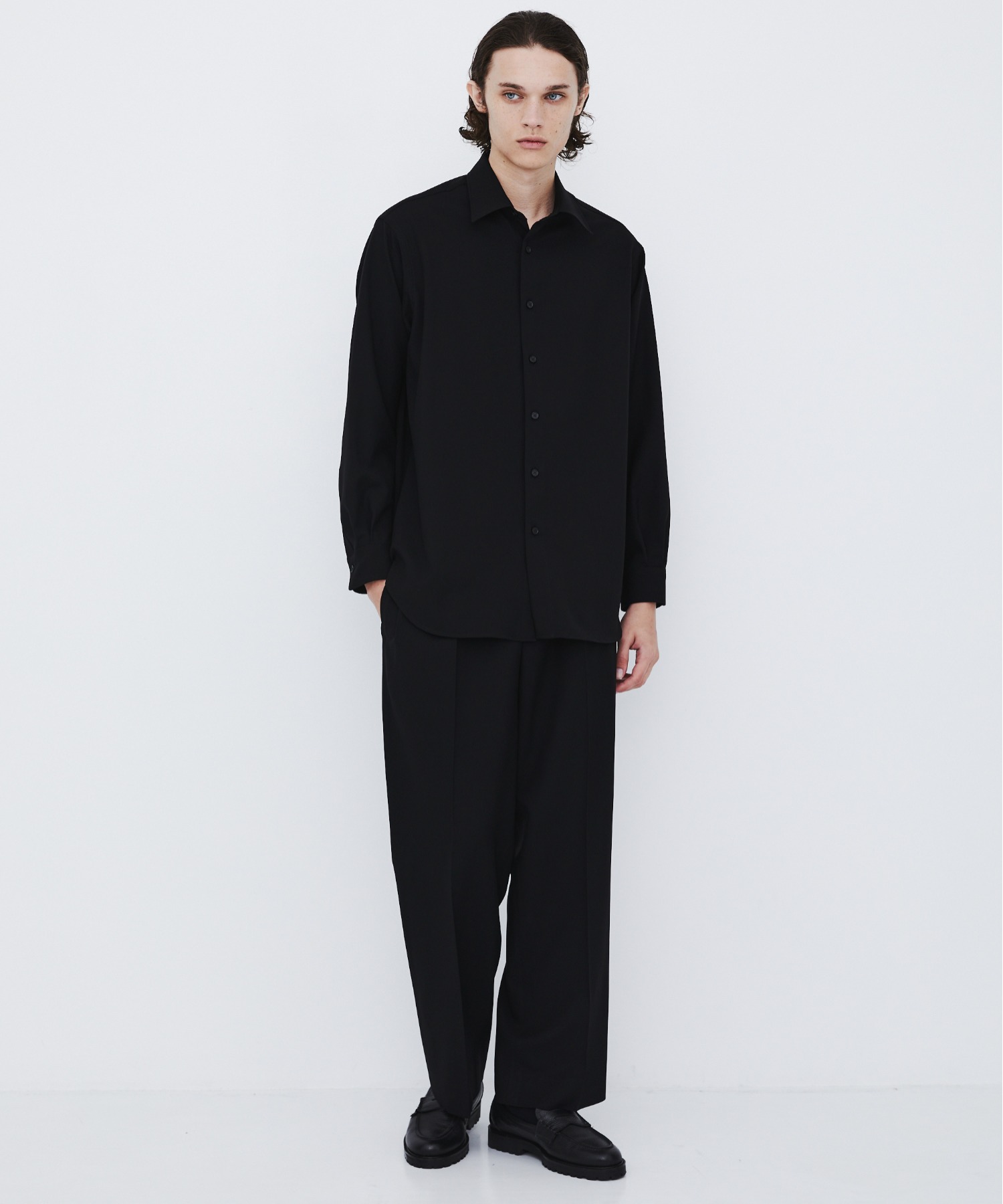 〈数量限定〉Super120s WOOL SERGE 2TUCK PANTS