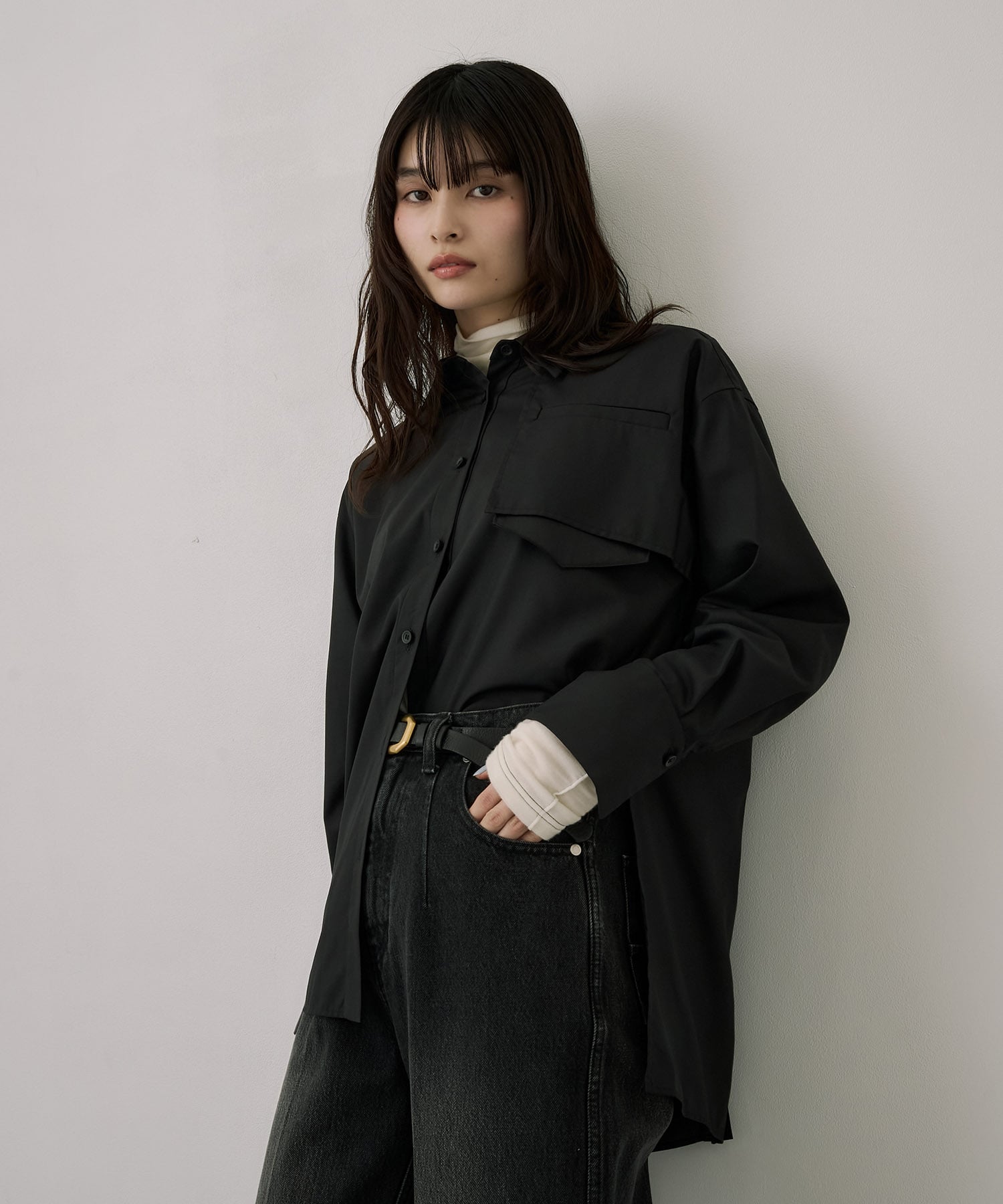 スタンドカラーバックボタンシャツ