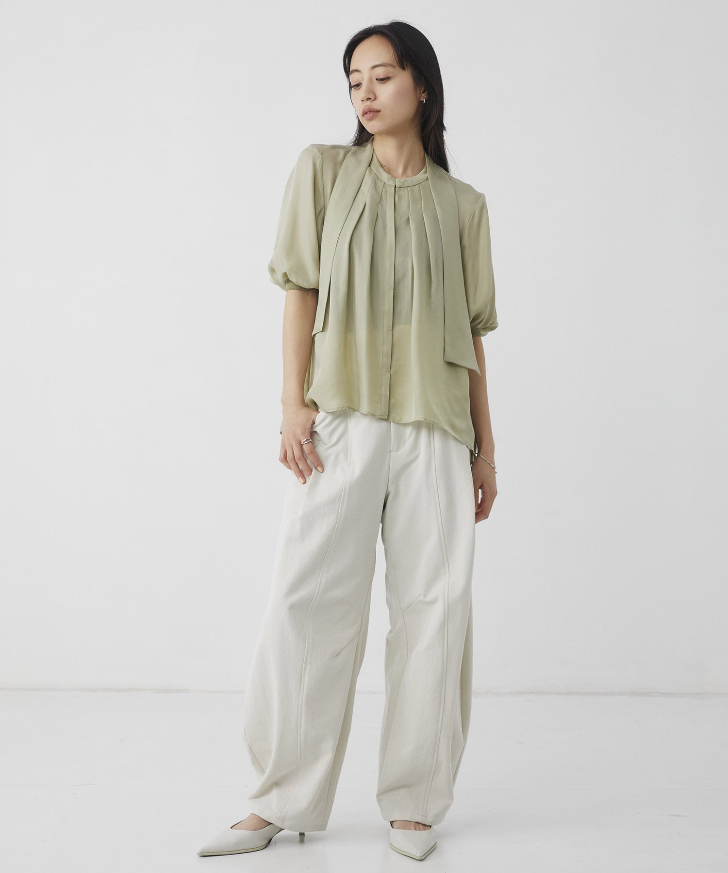 キュプラタックハーフスリーブブラウス