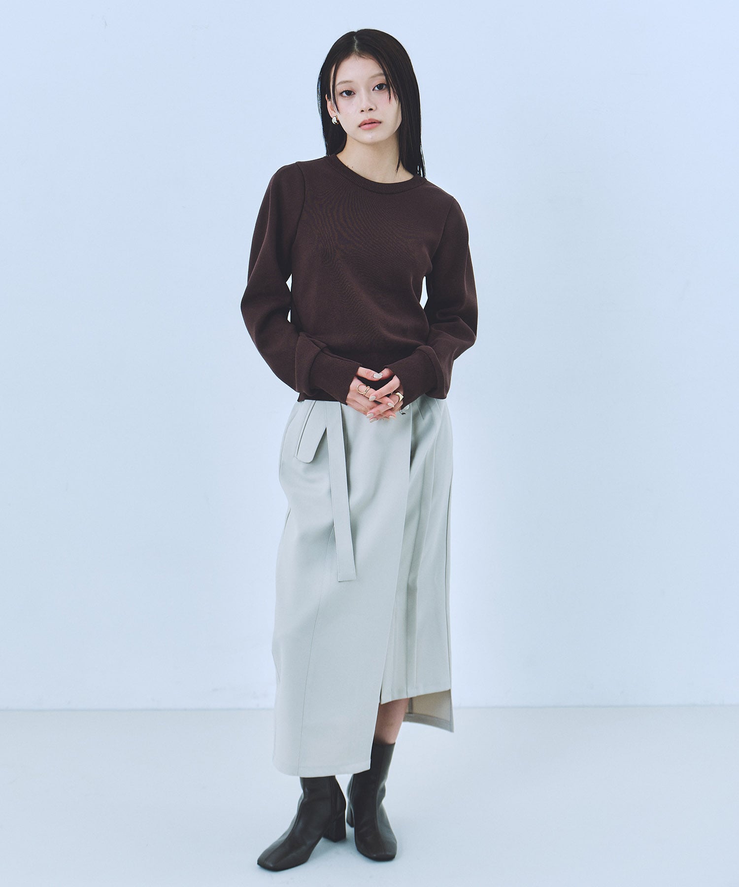 ショルダータックニットトップス