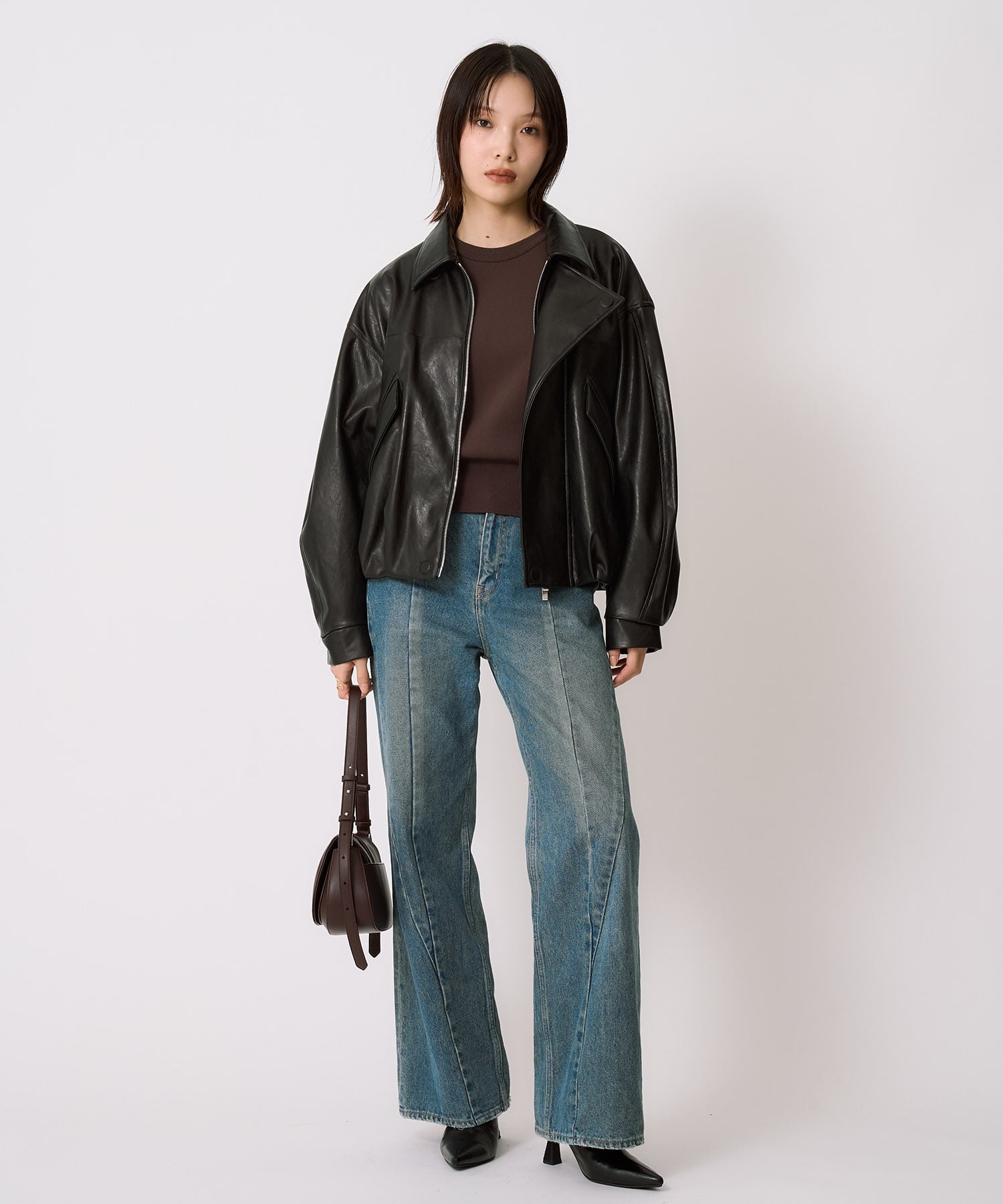 ショルダータックニットトップス