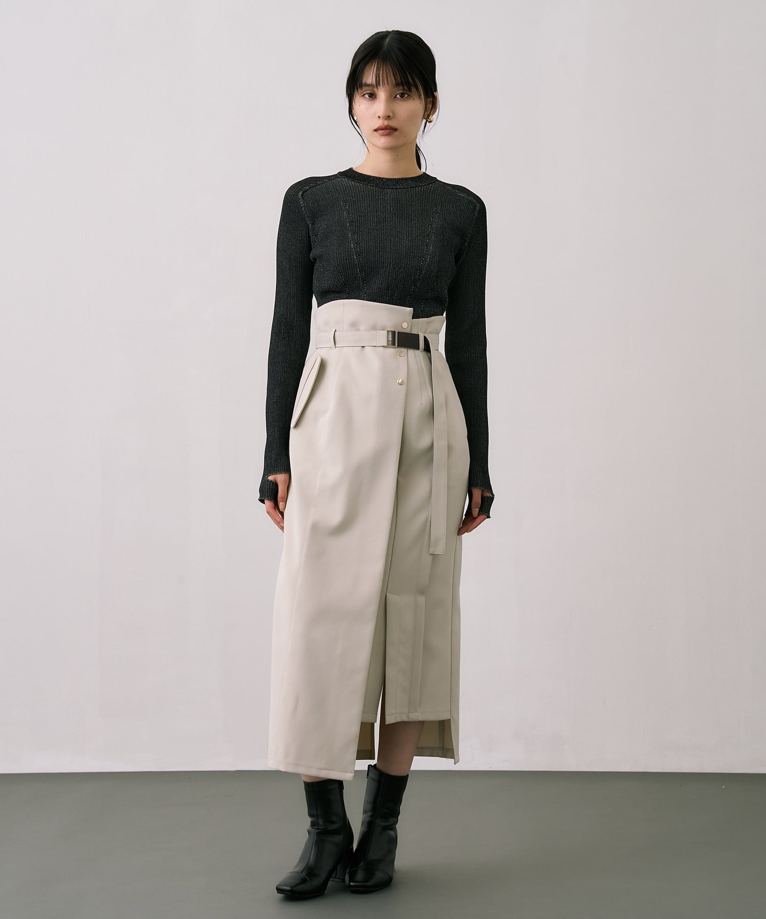 スリムエフェクトタイトスカート