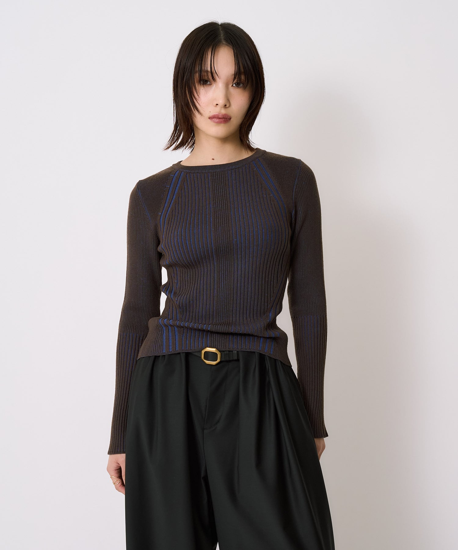 スリムリブラインニット