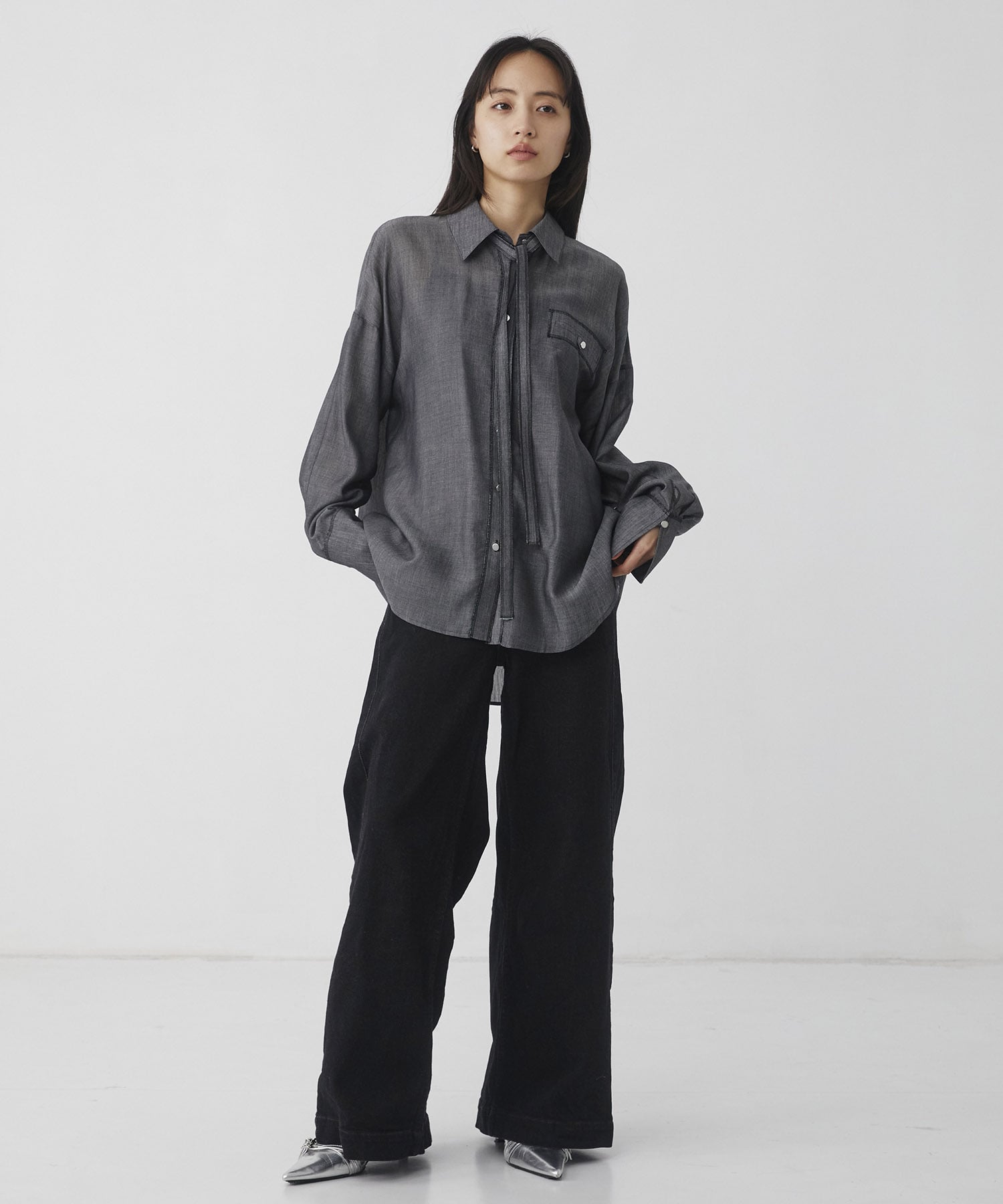 シアーデニムトリムシャツ