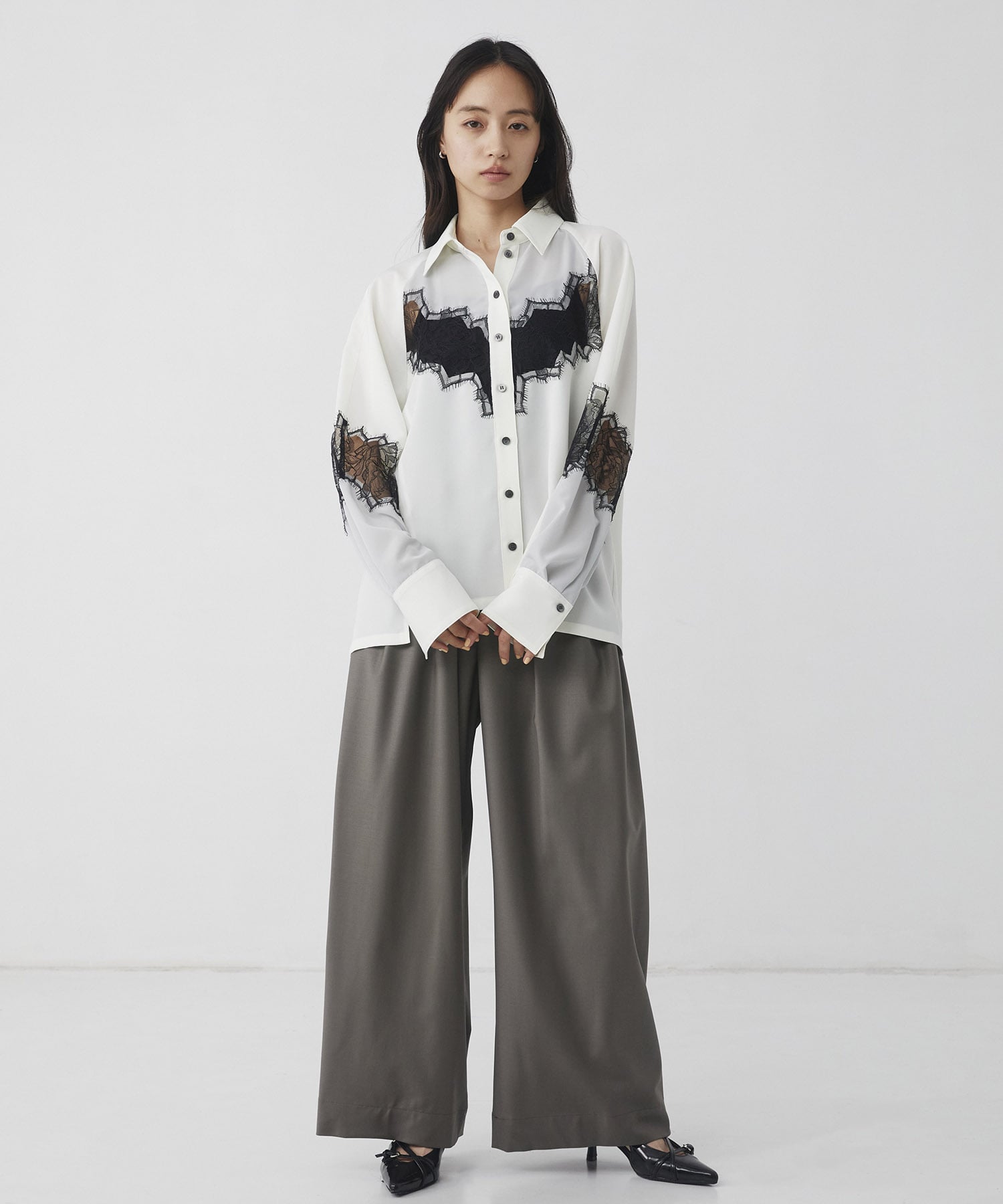 トーンカラーレースシャツ